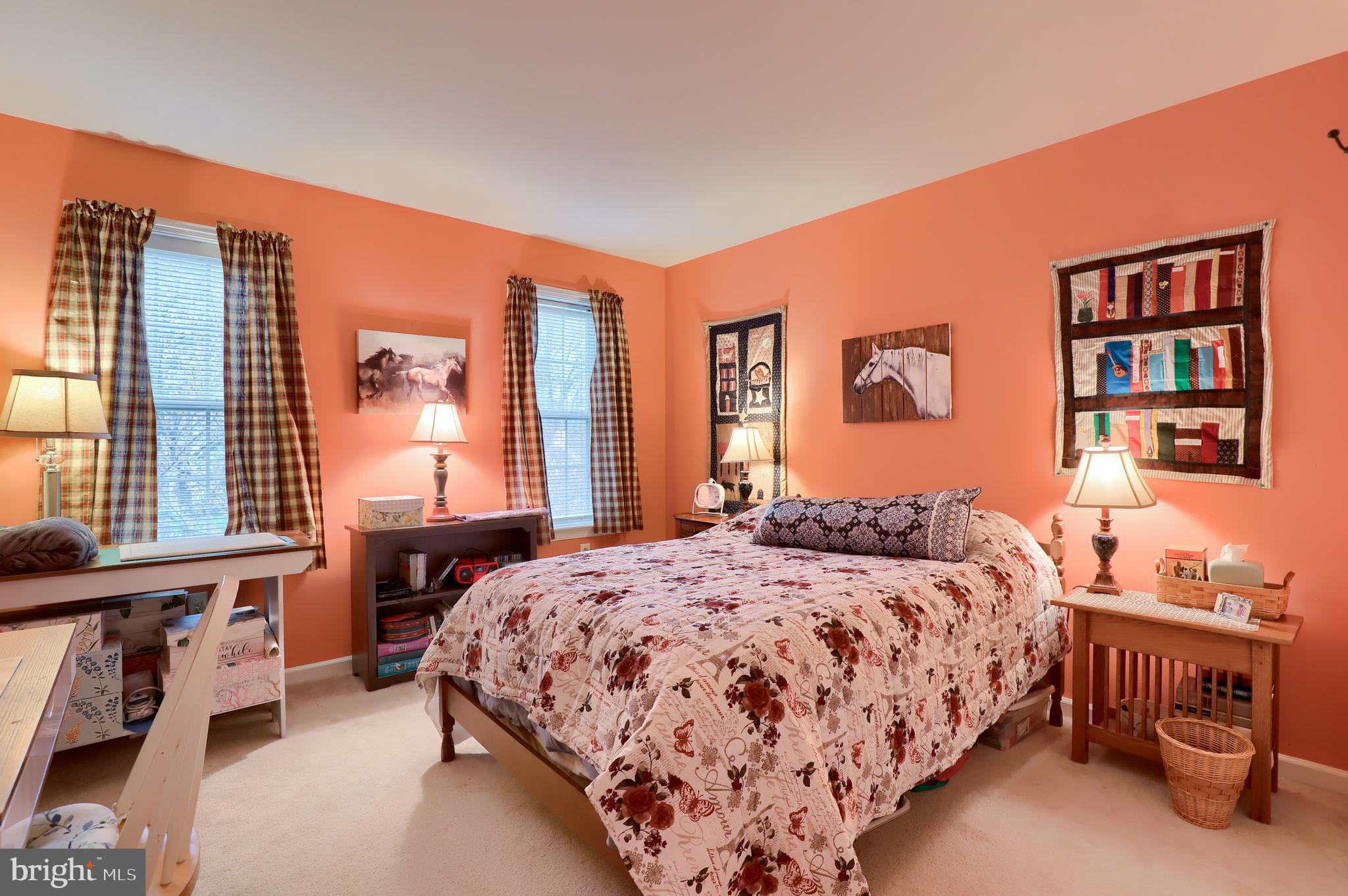 JACOBS CREEK - Residential