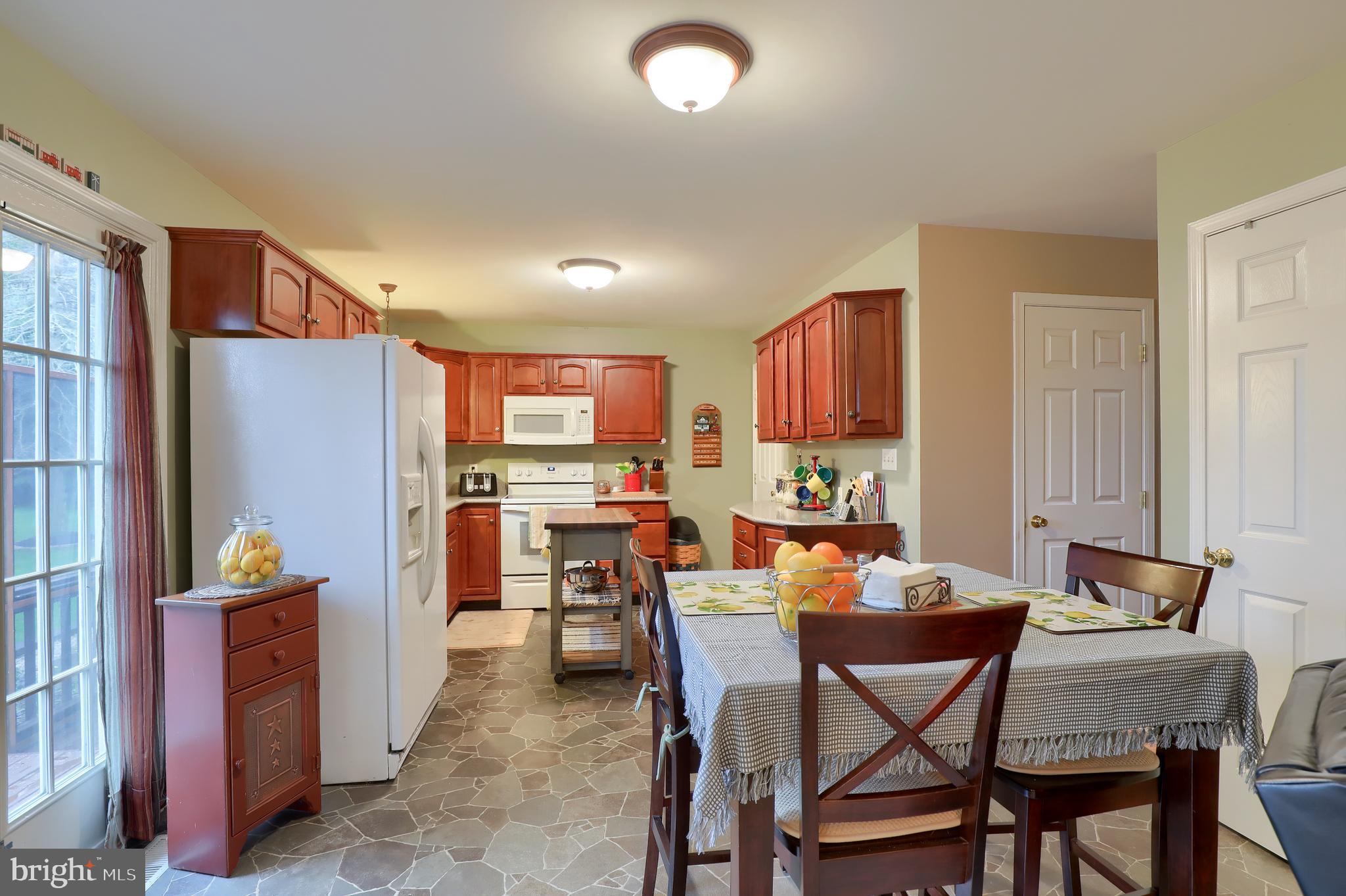 JACOBS CREEK - Residential