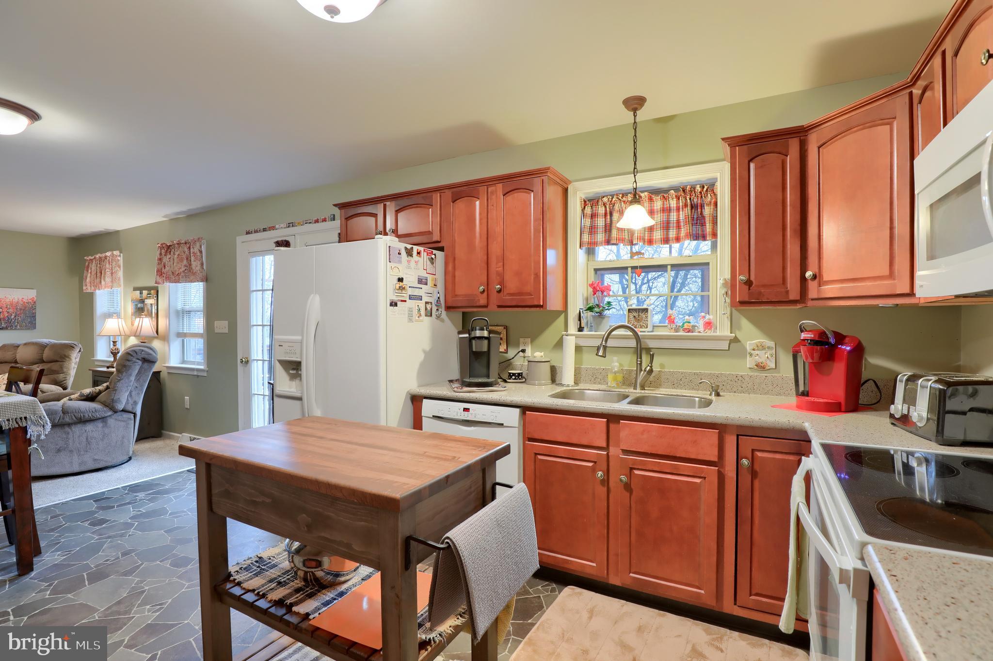 JACOBS CREEK - Residential