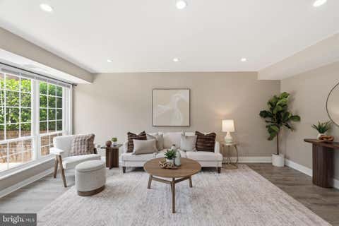 Photo of 1961 Kennedy Drive #1961, MCLEAN, VA 22102 (MLS # VAFX2311656)