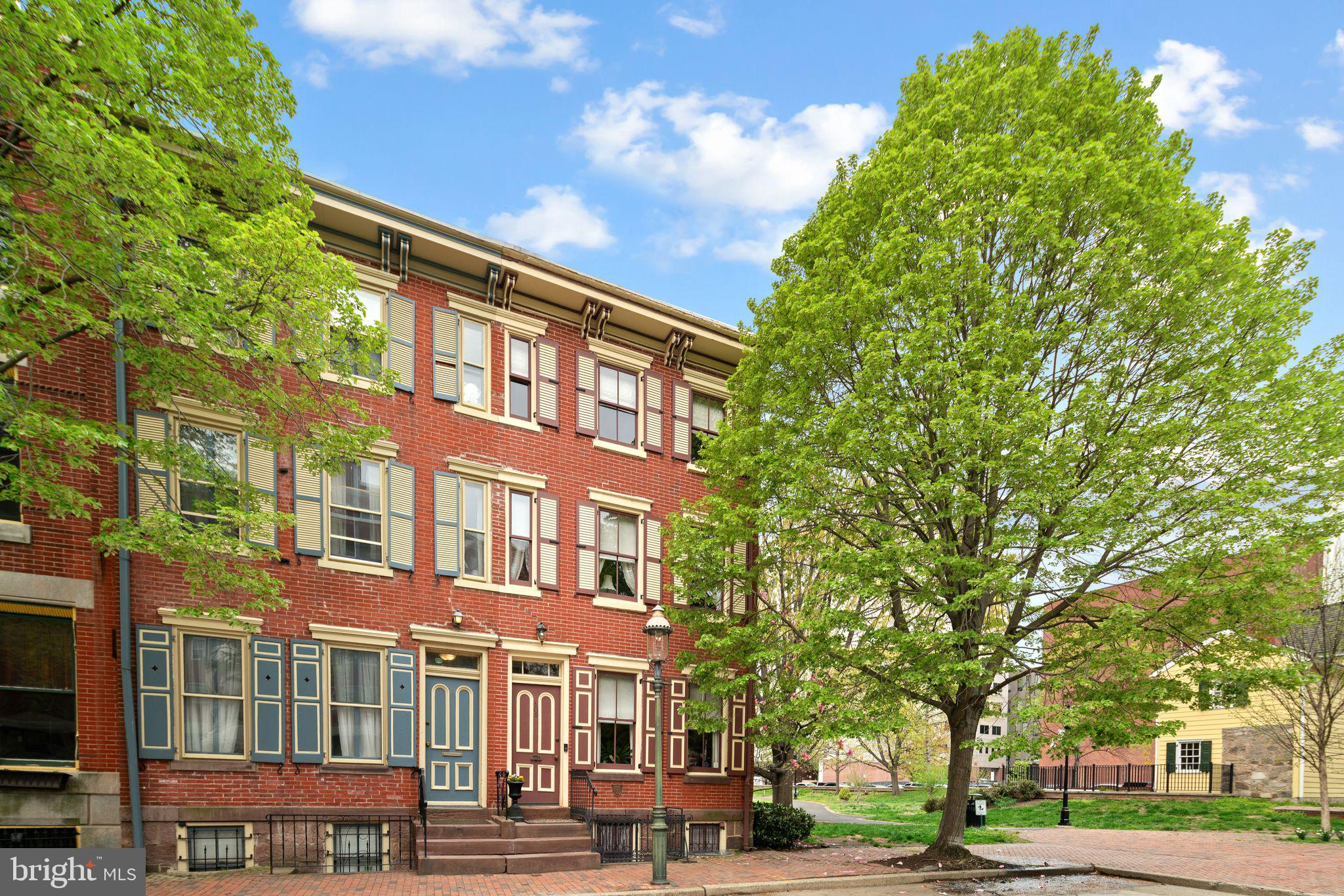 109 S MONTGOMERY STREET