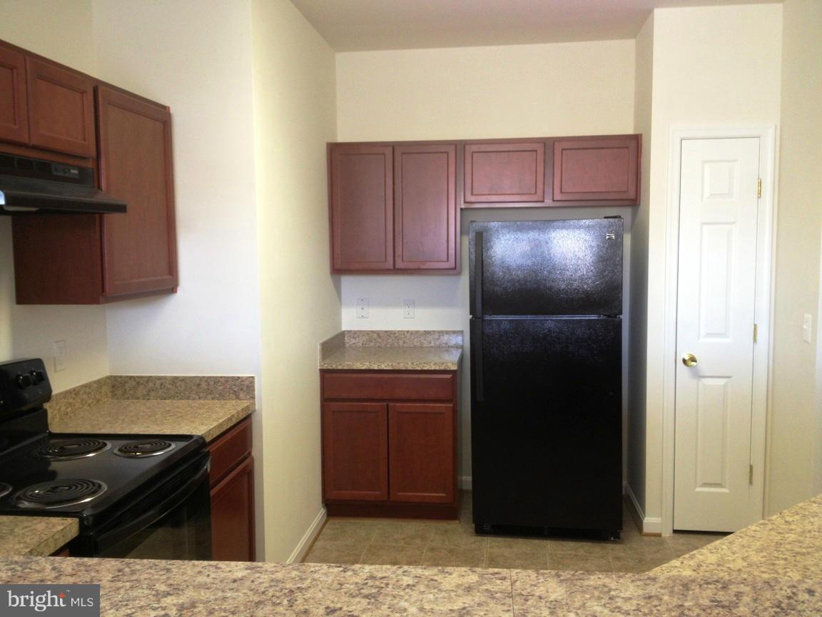 THE RESIDENCES OF WILDEWOOD - Residential Lease