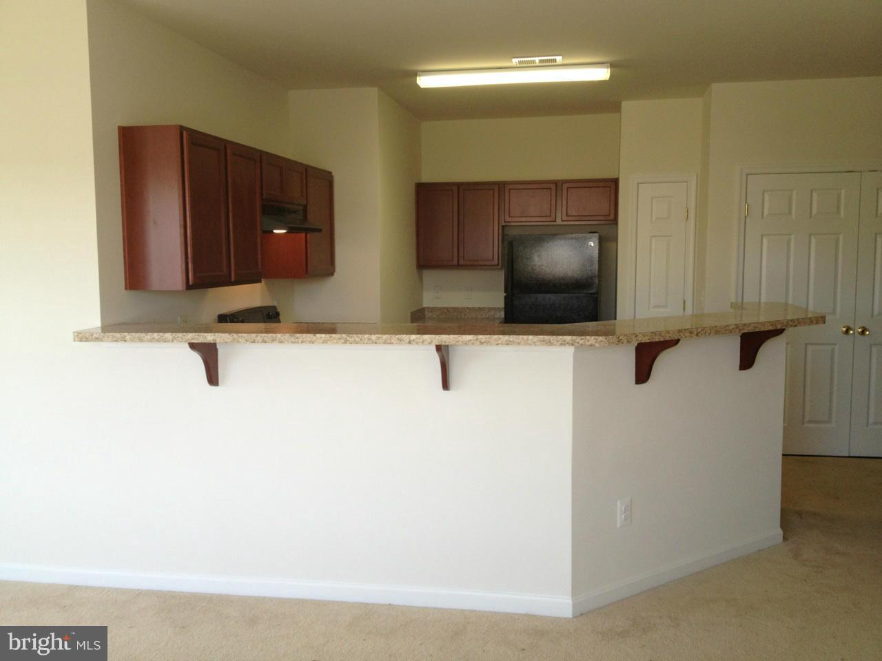 THE RESIDENCES OF WILDEWOOD - Residential Lease