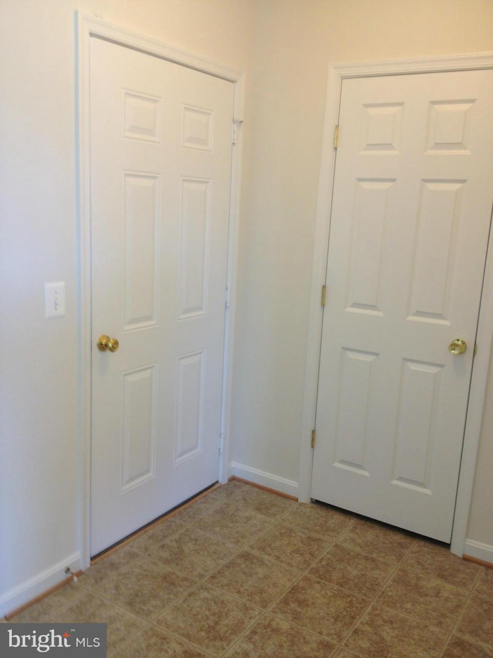 THE RESIDENCES OF WILDEWOOD - Residential Lease