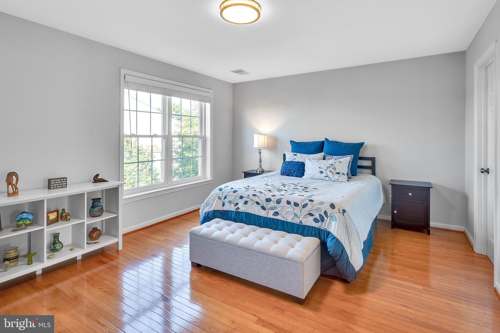 OVERLOOK - Residential