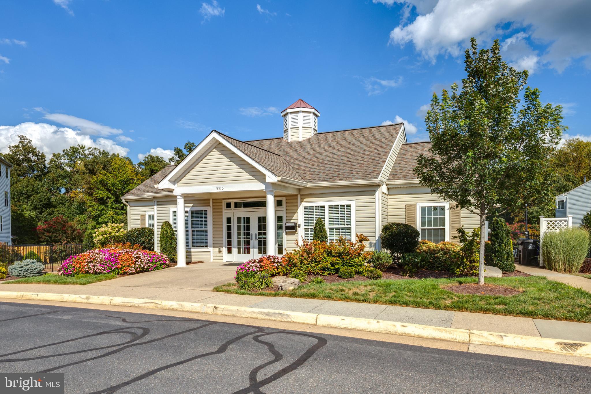 OVERLOOK - Residential