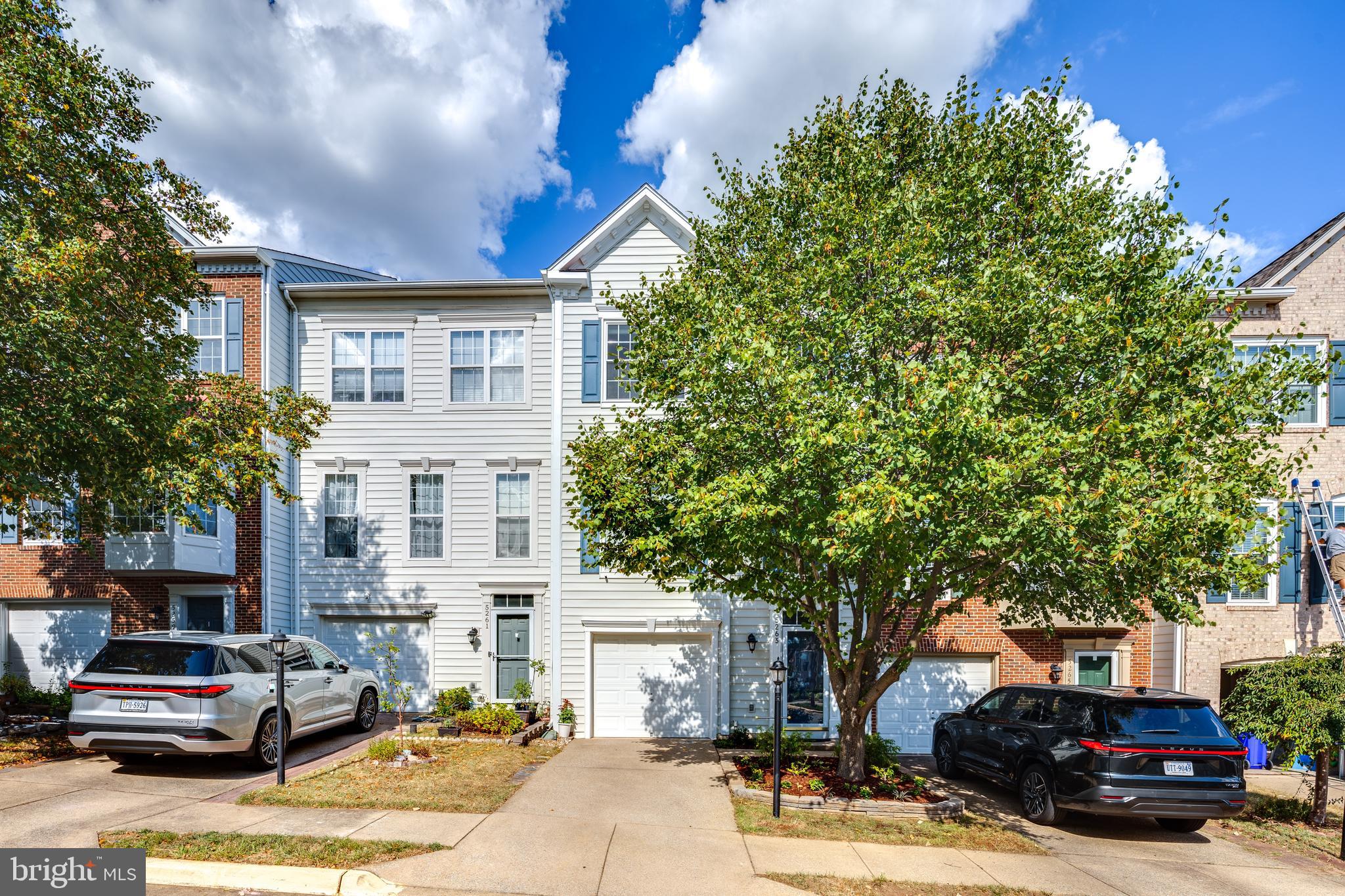 OVERLOOK - Residential