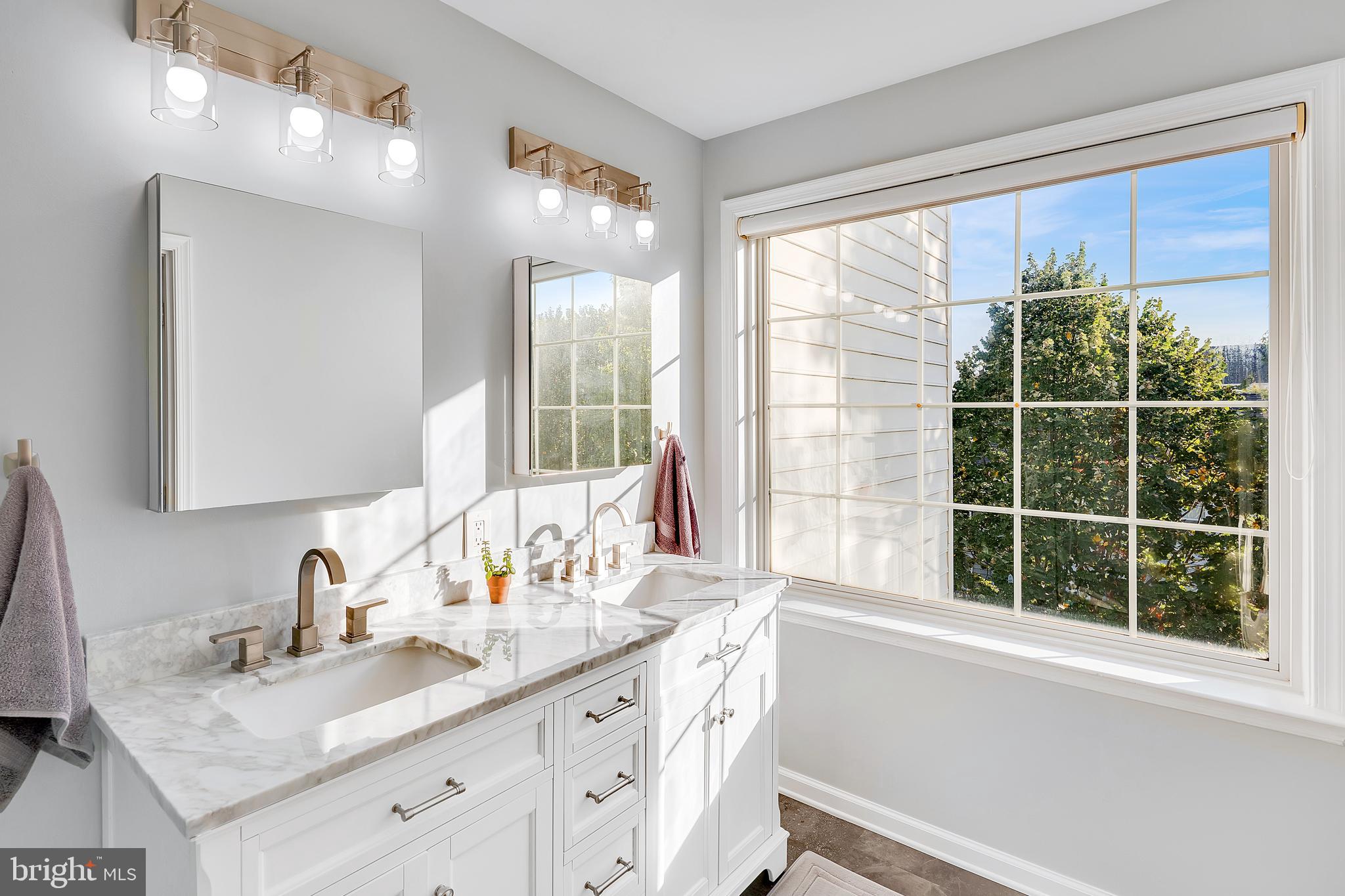 OVERLOOK - Residential