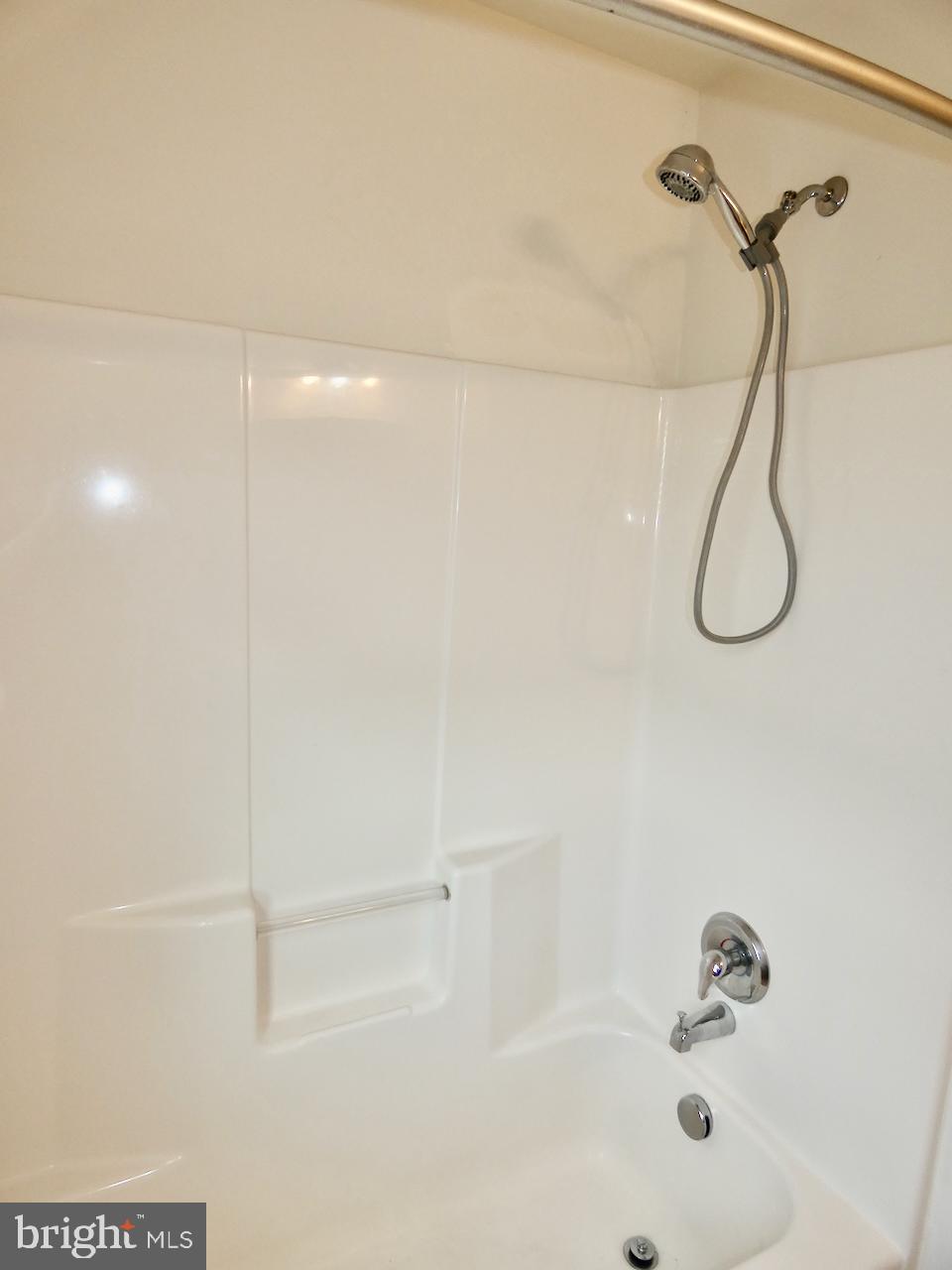 ESTATES AT ST ANNE - Residential