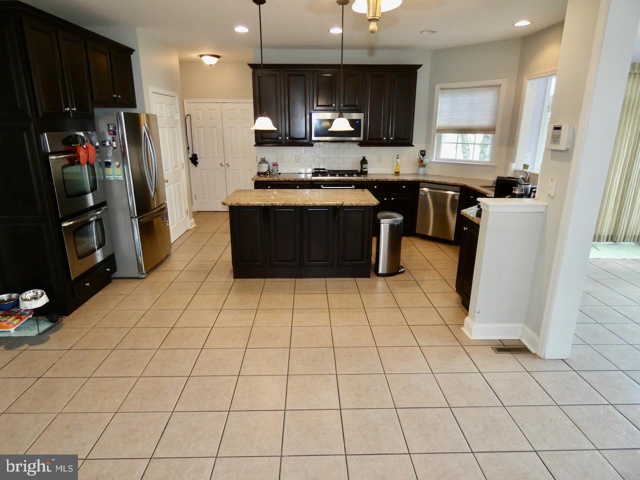 ESTATES AT ST ANNE - Residential