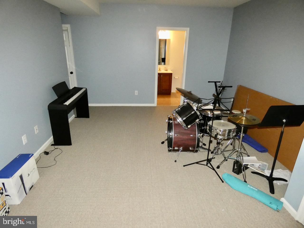 ESTATES AT ST ANNE - Residential