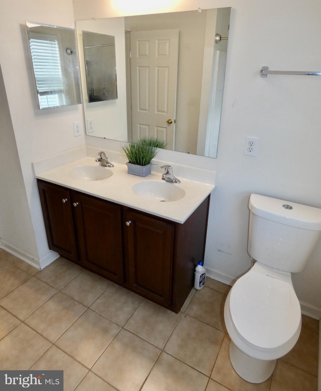 ESTATES AT ST ANNE - Residential