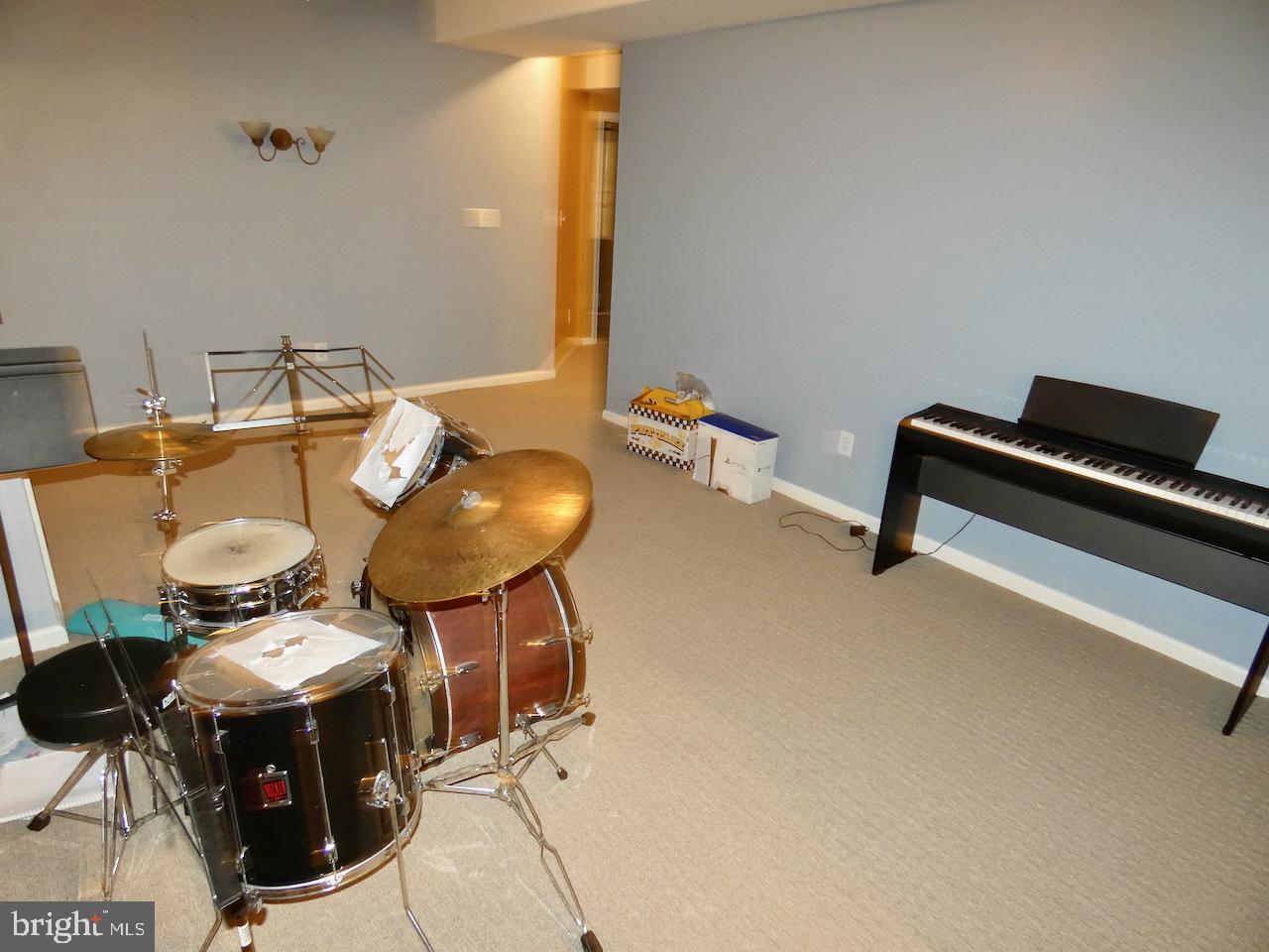 ESTATES AT ST ANNE - Residential