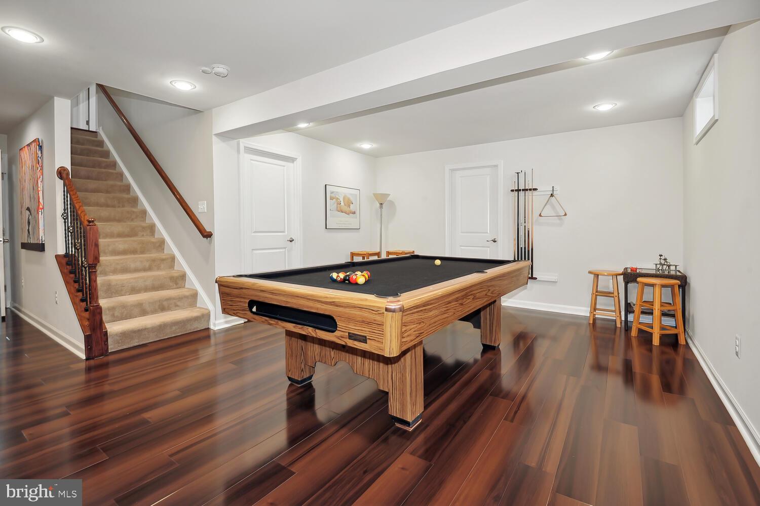 MARBURY - Residential