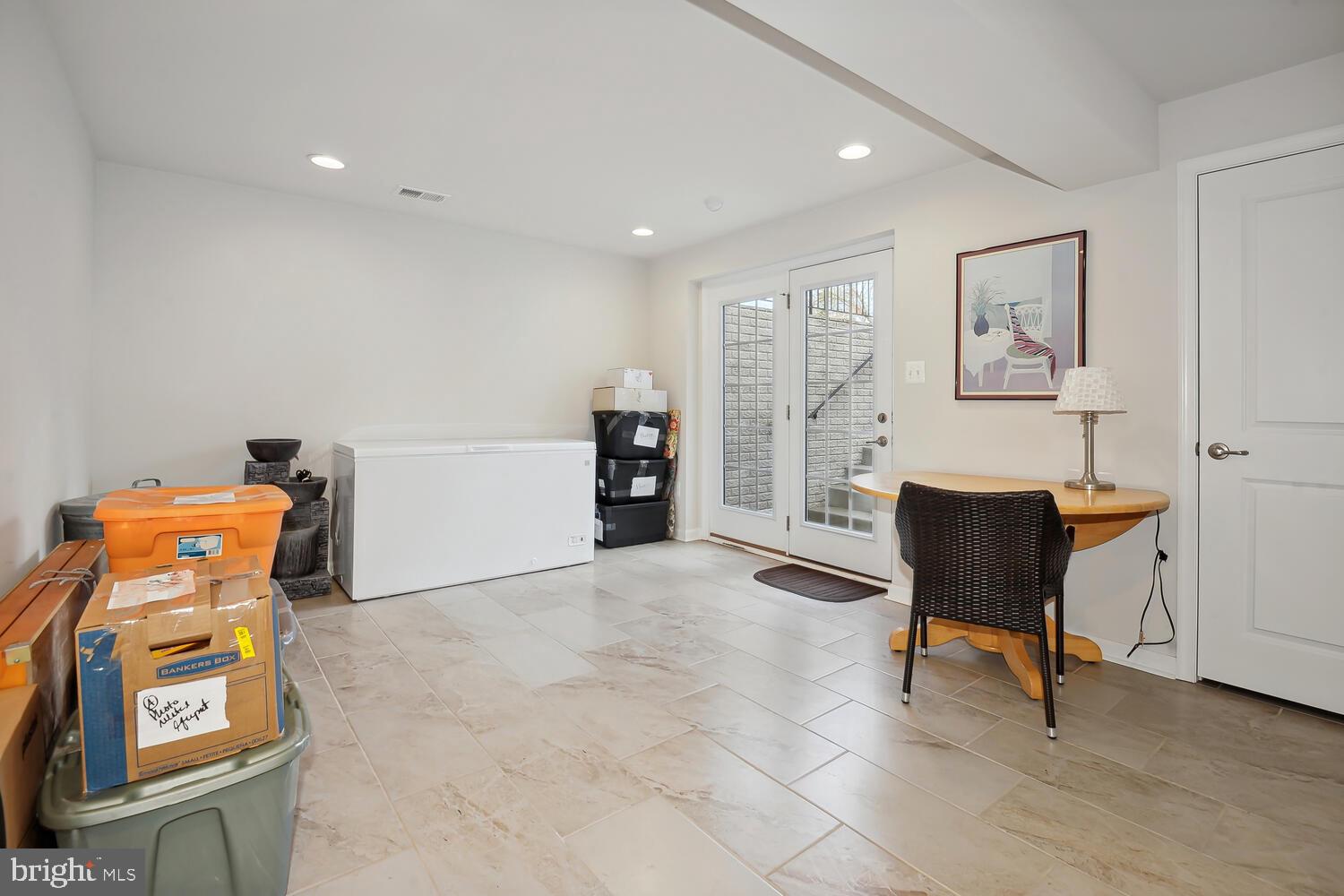 MARBURY - Residential