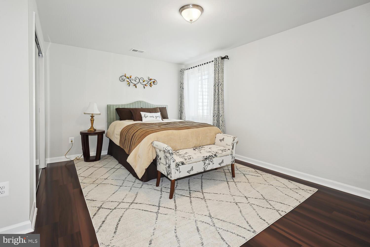 MARBURY - Residential