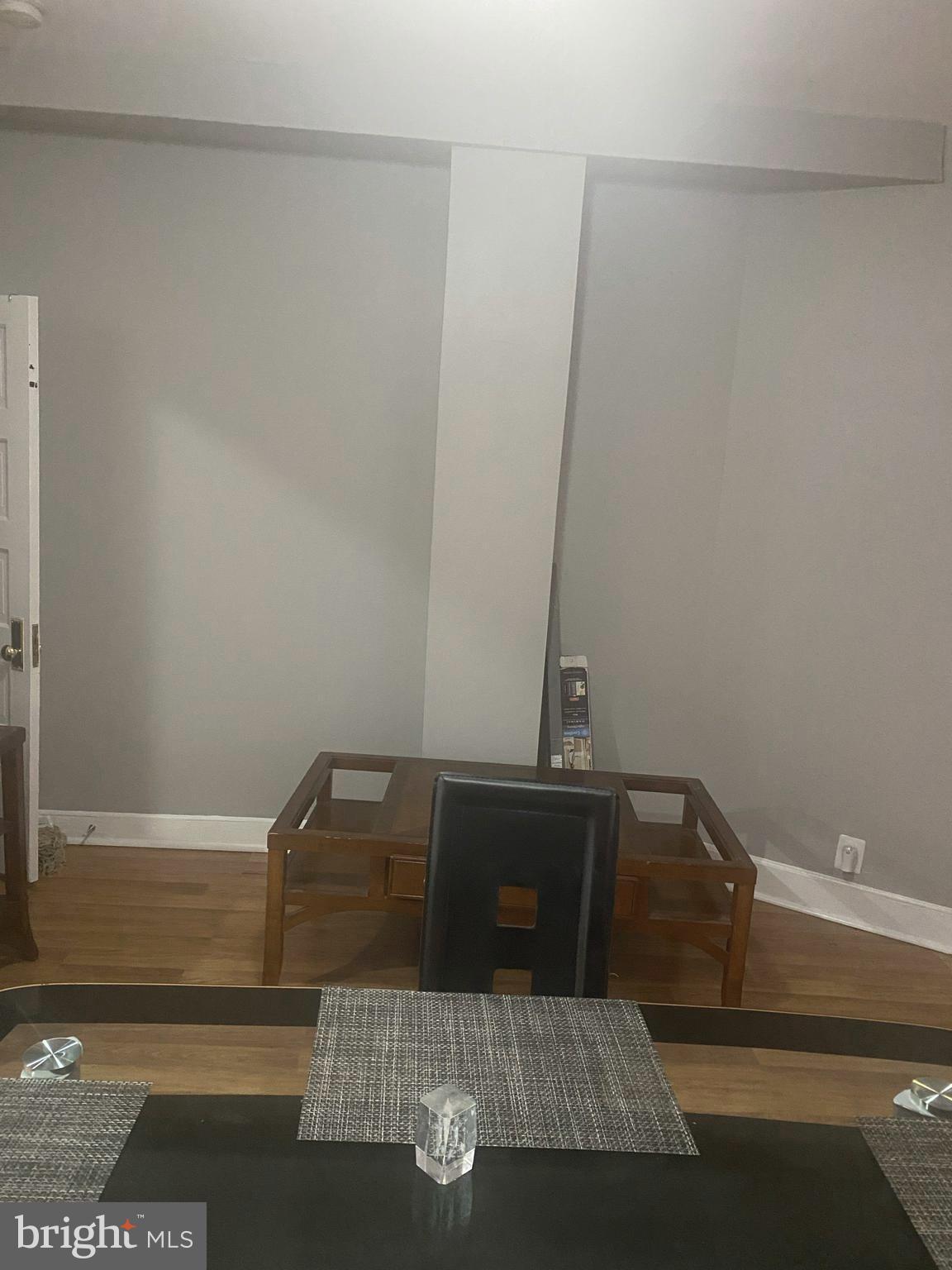 MONTEBELLO - Residential