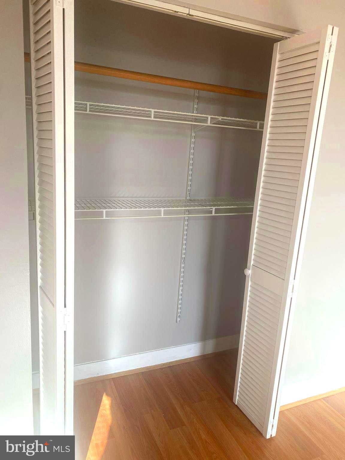 MONTEBELLO - Residential