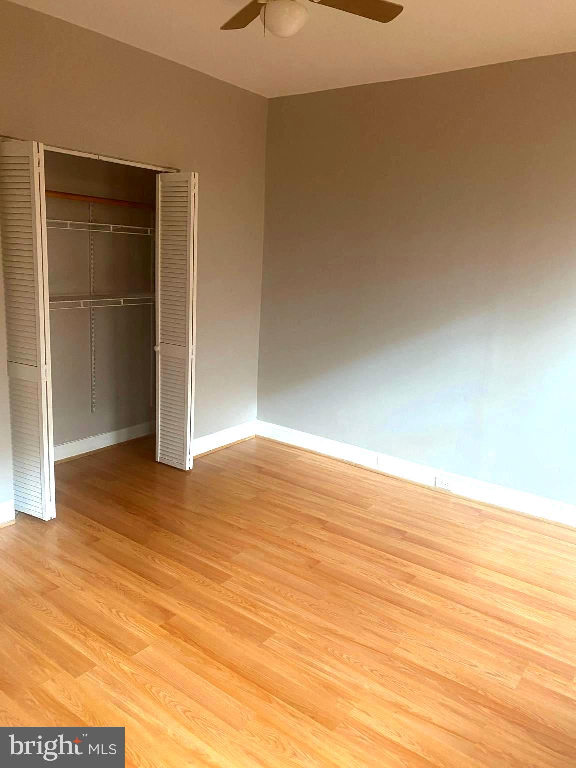 MONTEBELLO - Residential