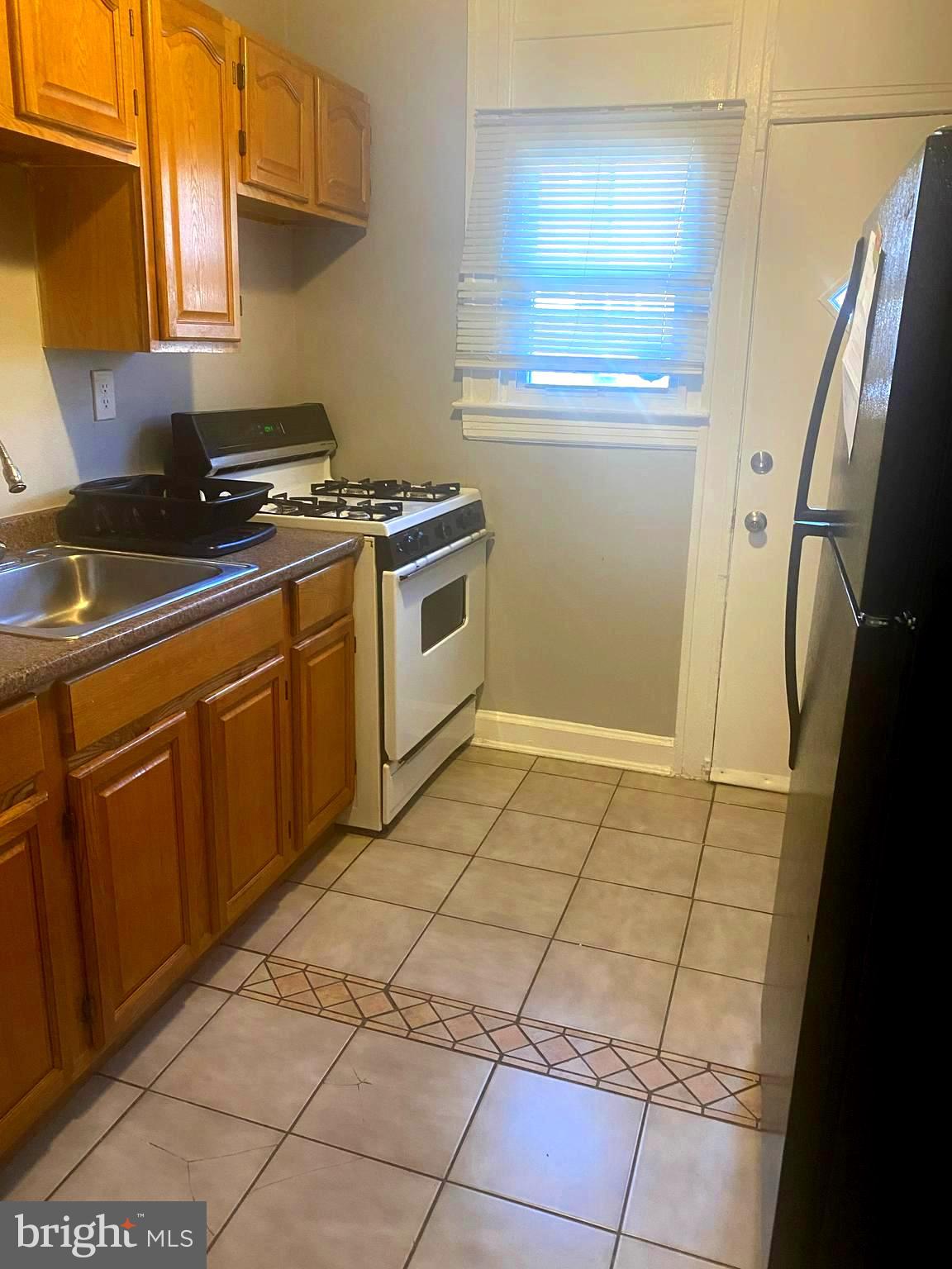 MONTEBELLO - Residential