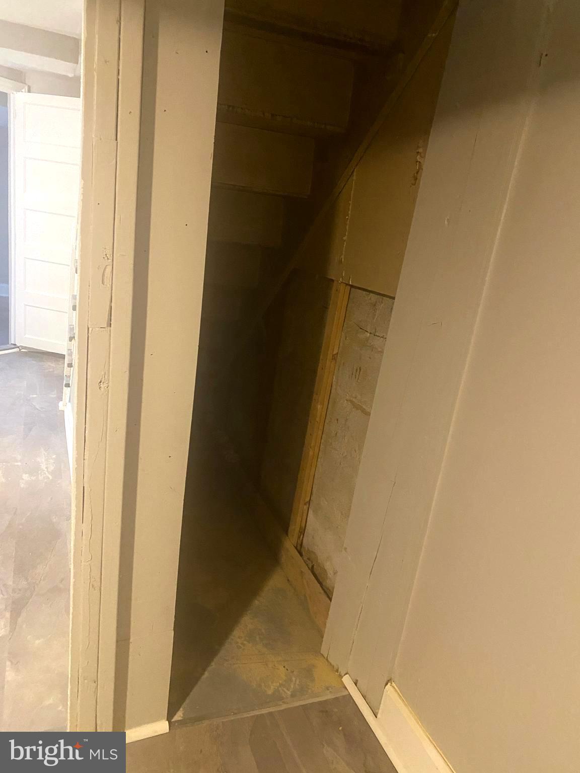 MONTEBELLO - Residential