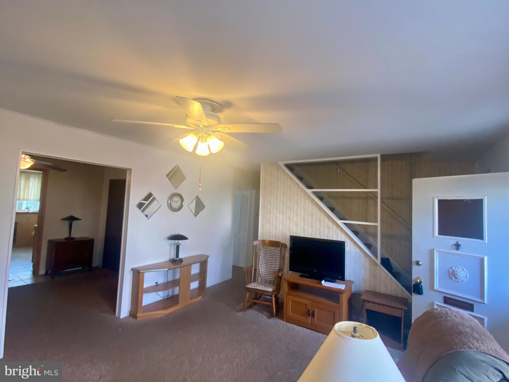 SOMERTON - Residential
