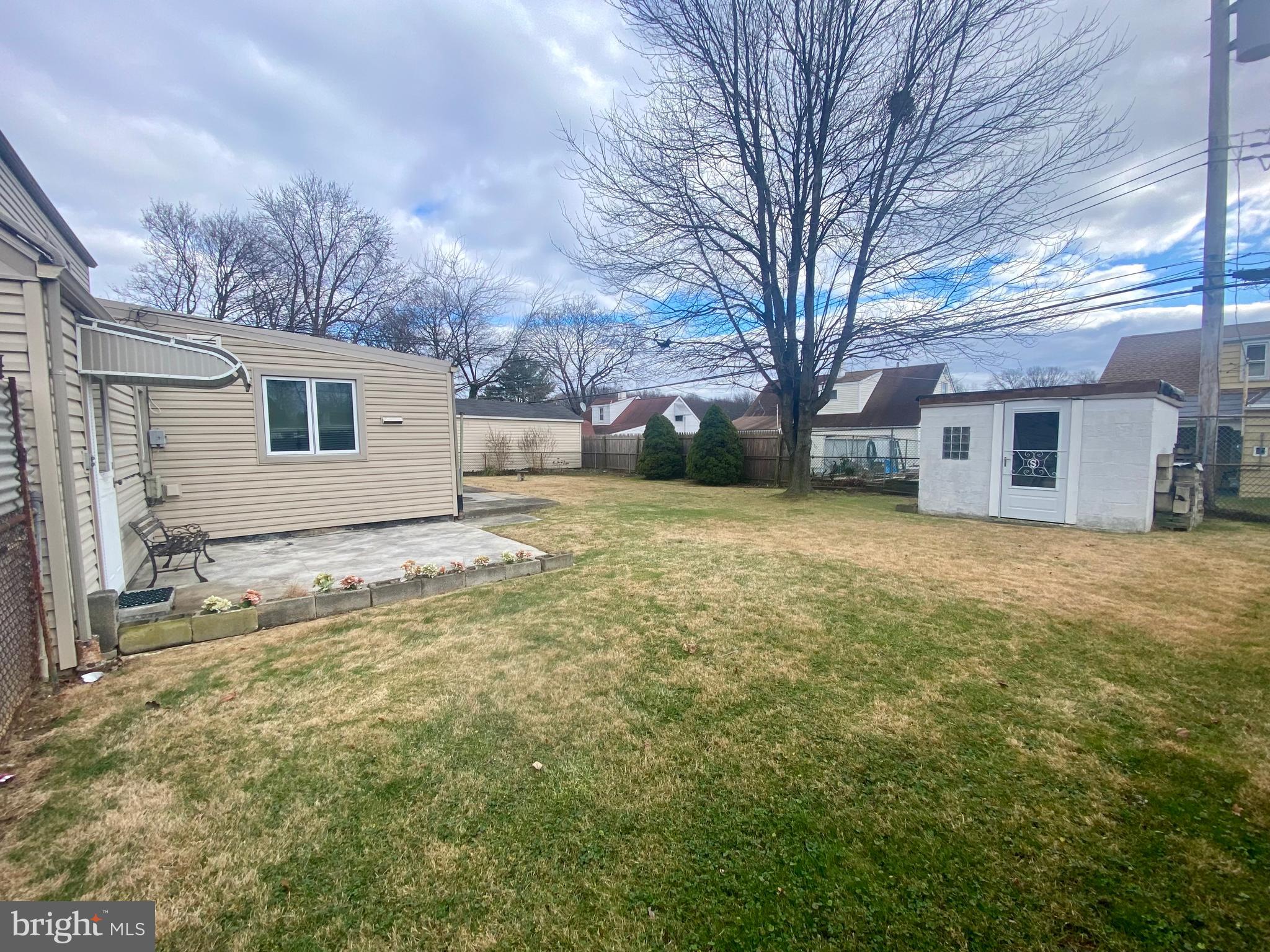 SOMERTON - Residential