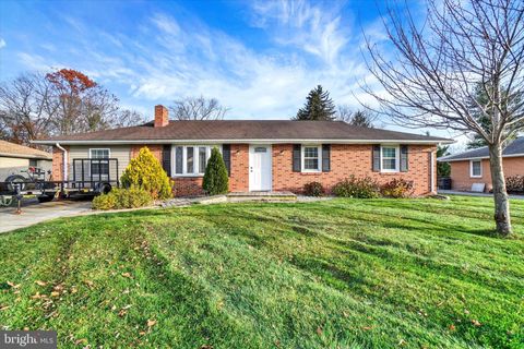 1767 OAKLEY DRIVE DOVER PA 17315