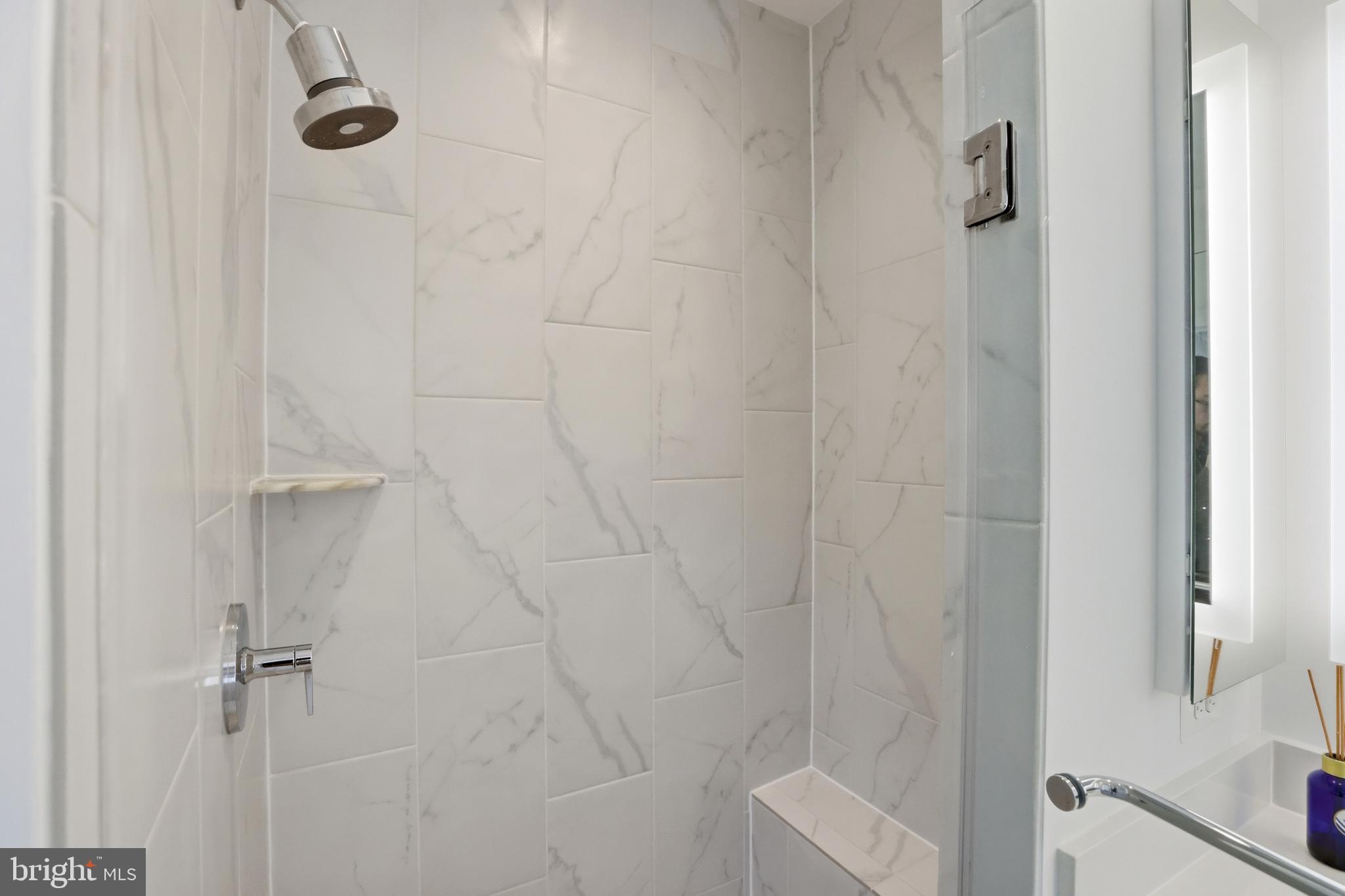 TOWER OAKS - Residential