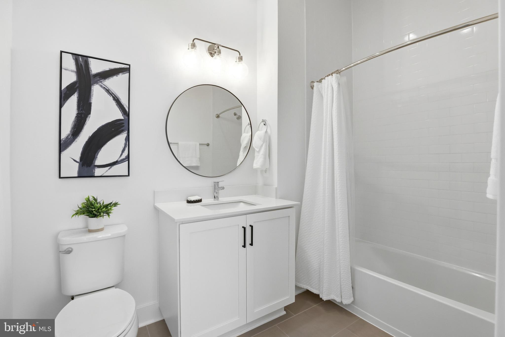 TOWER OAKS - Residential