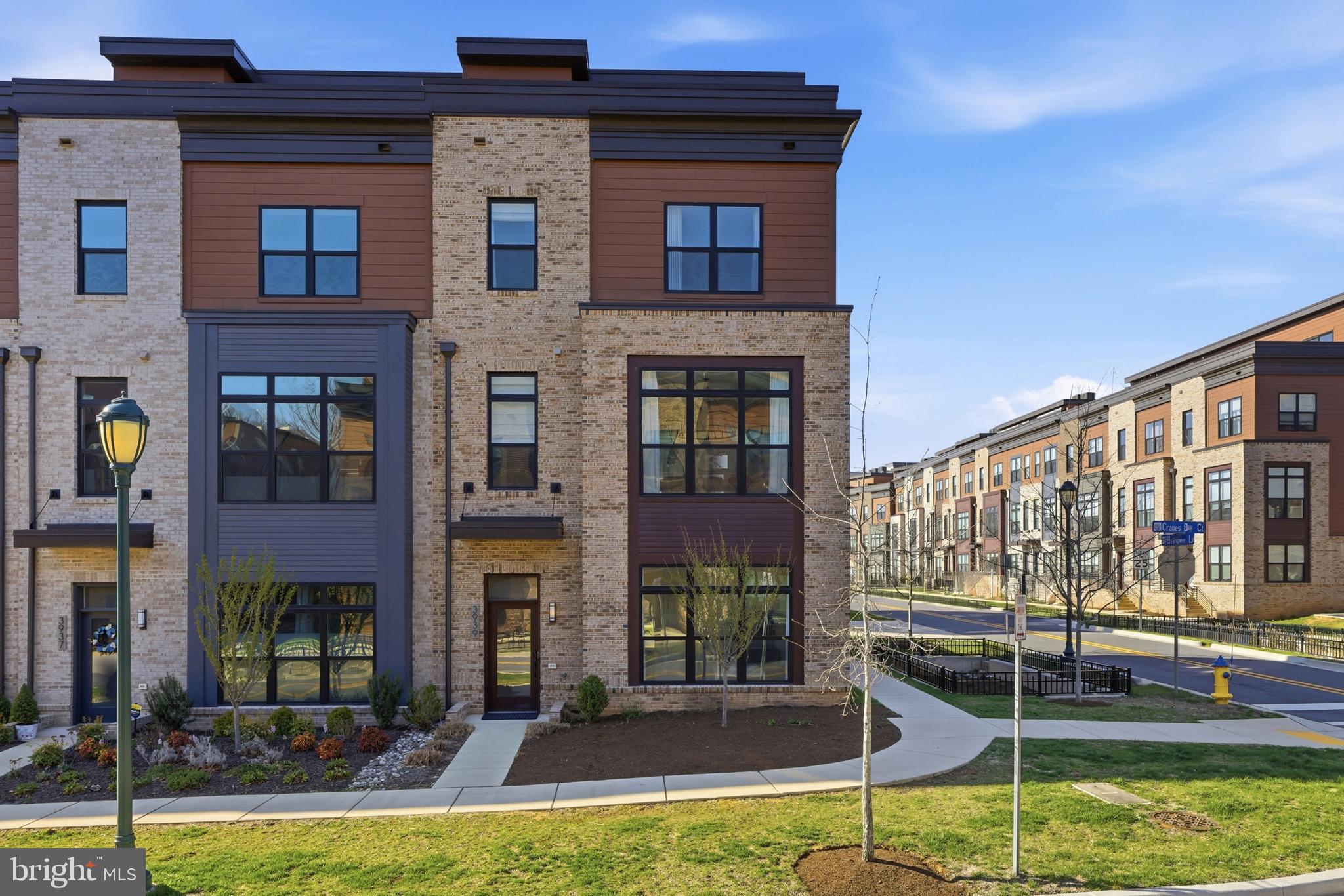 3939 CRANES BILL COURT