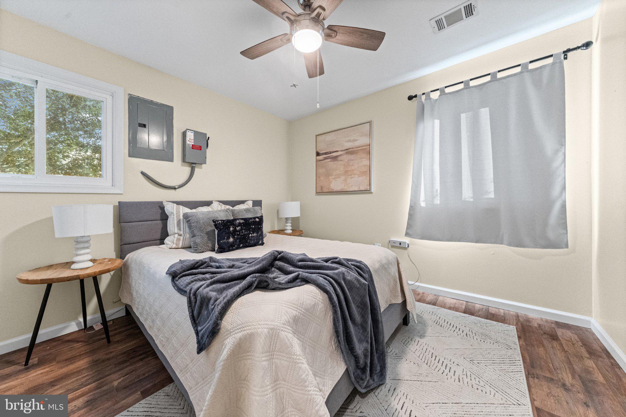 2507 BURLWOOD COURT