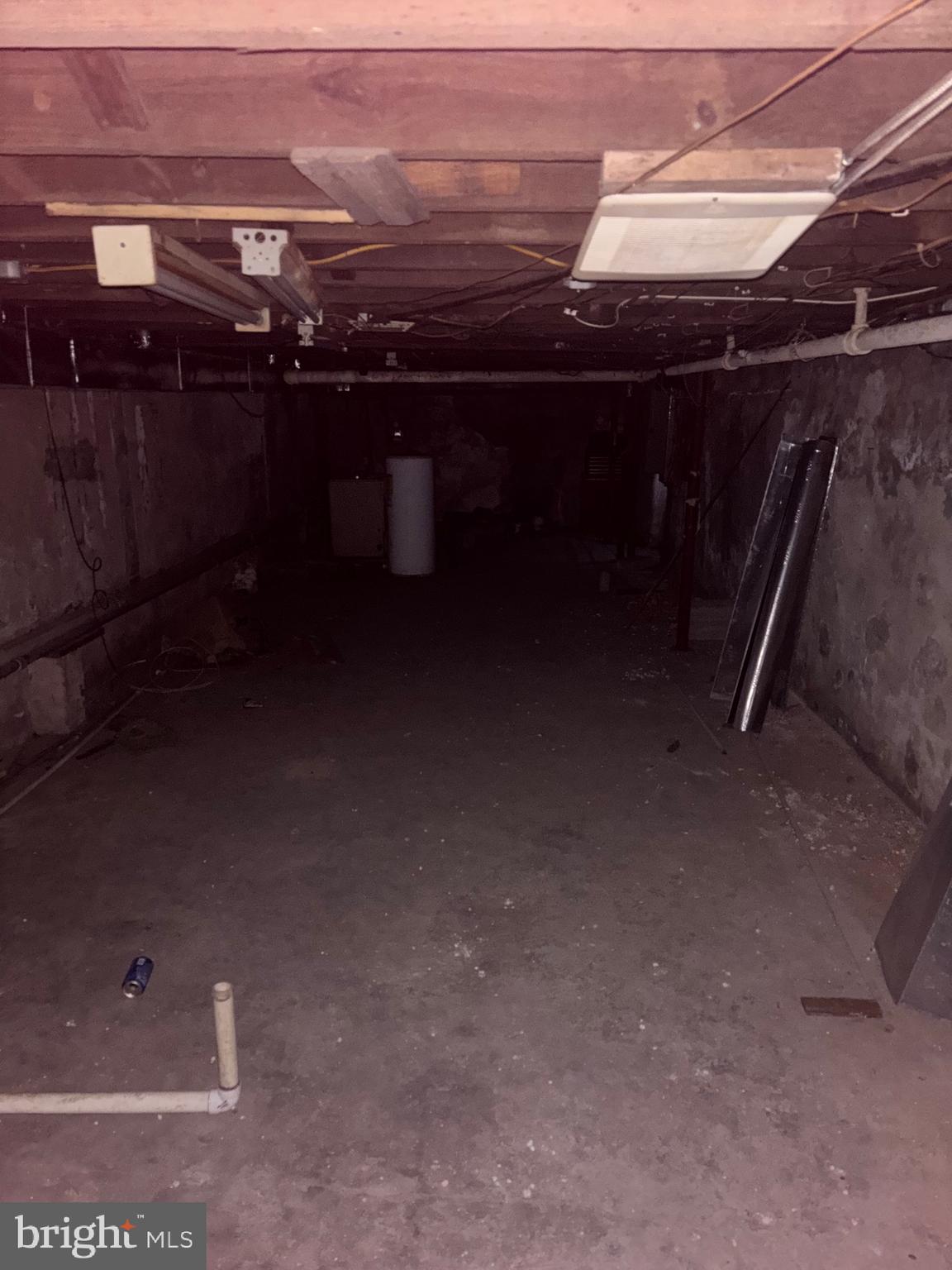 FELTONVILLE - Commercial Sale