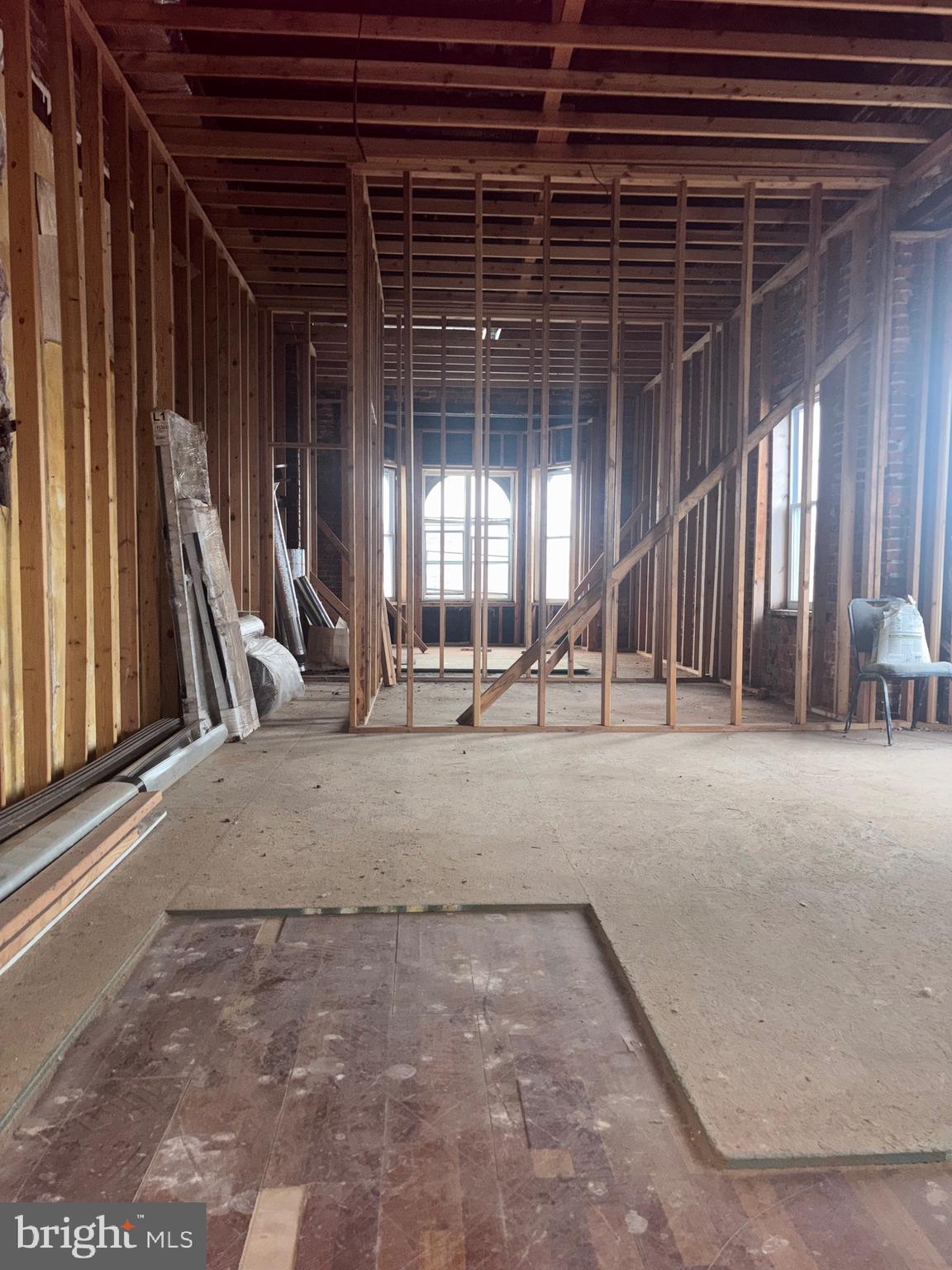 FELTONVILLE - Commercial Sale