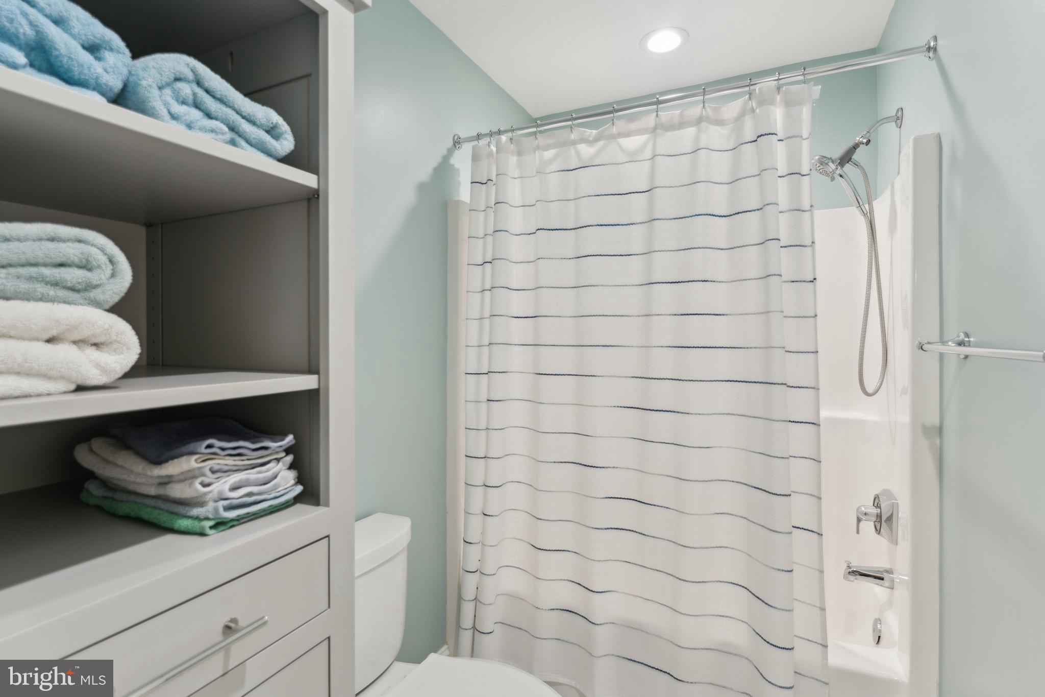 ELDERSBURG ESTATES - Residential