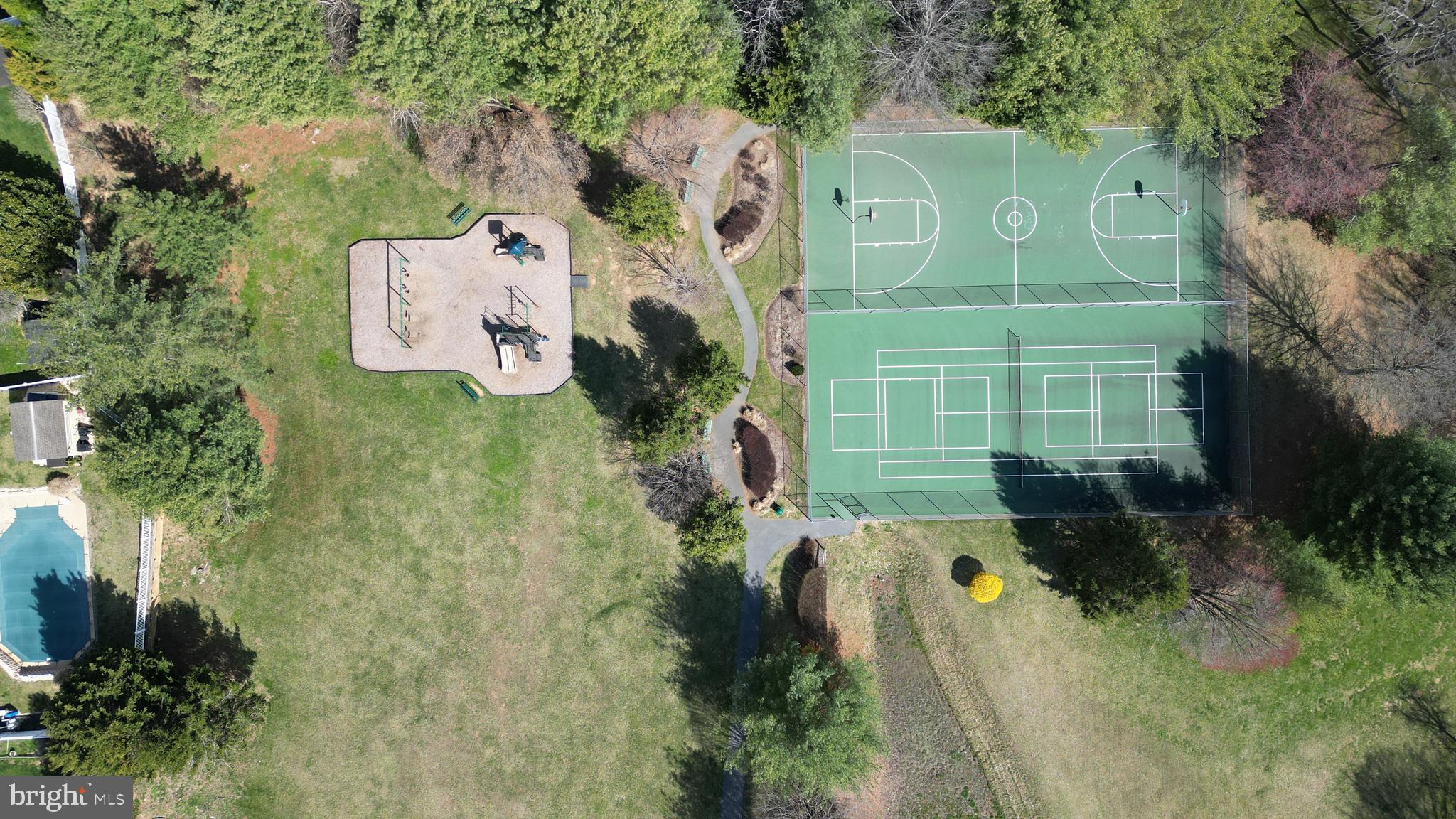 ELDERSBURG ESTATES - Residential