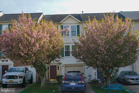 Townhouse For Sale - 4004 Fountain Bridge Court<br/> FREDERICKSBURG, VA 22408