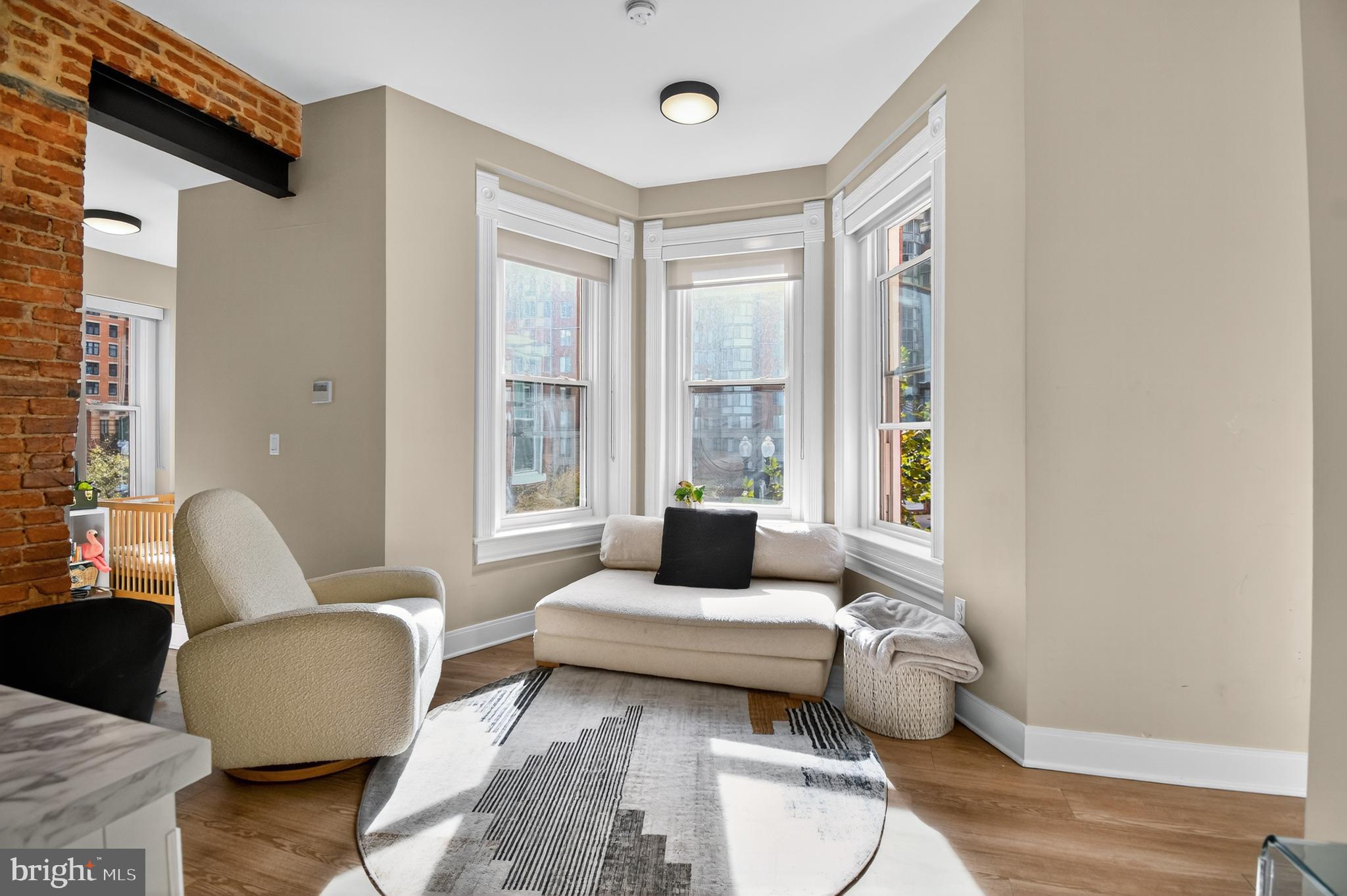 459 MASSACHUSETTS AVENUE NW 24