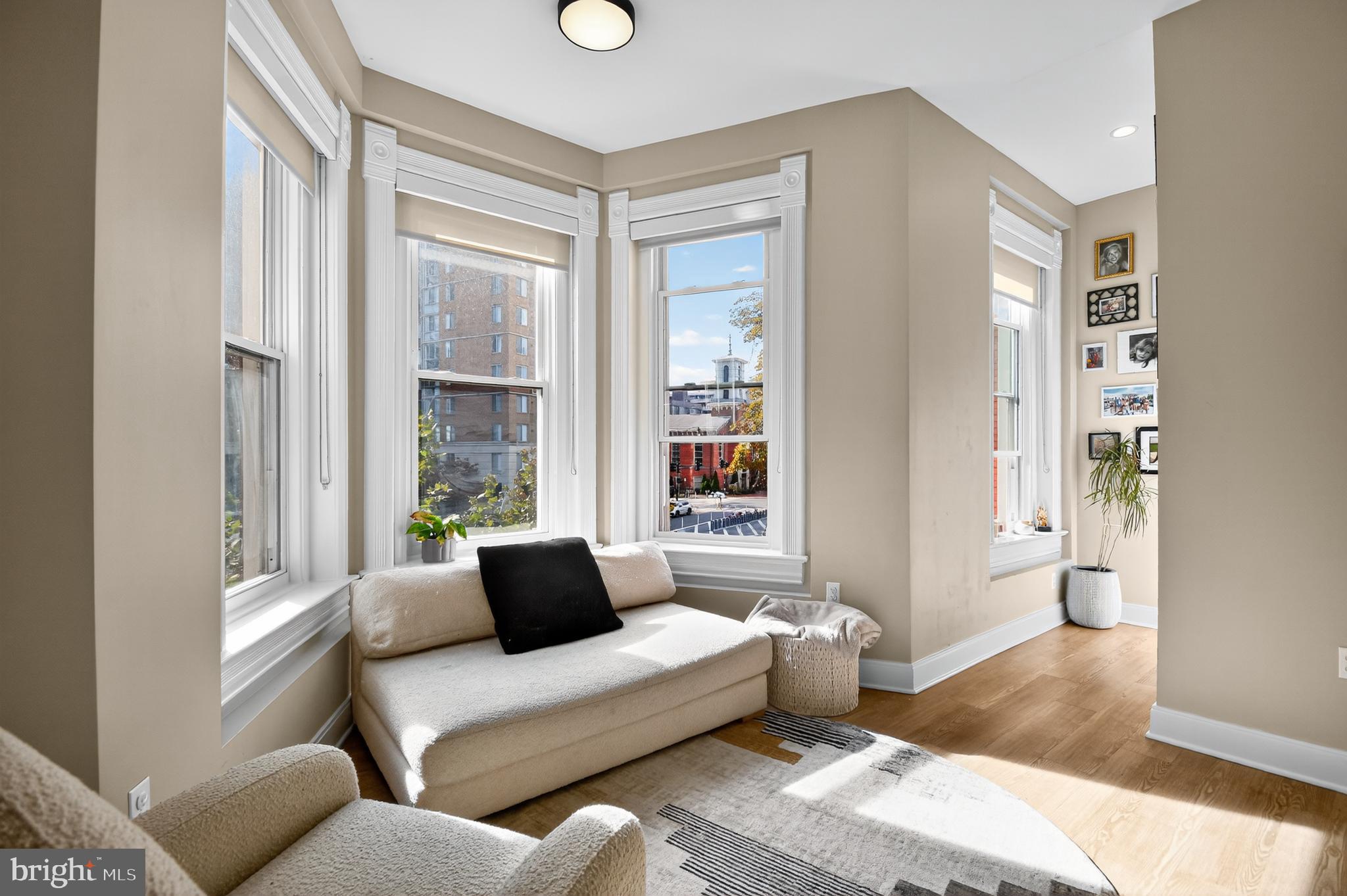 459 MASSACHUSETTS AVENUE NW 24