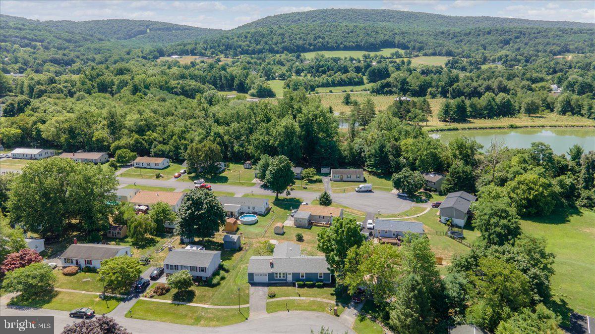 CHIPS MEADOW - Residential