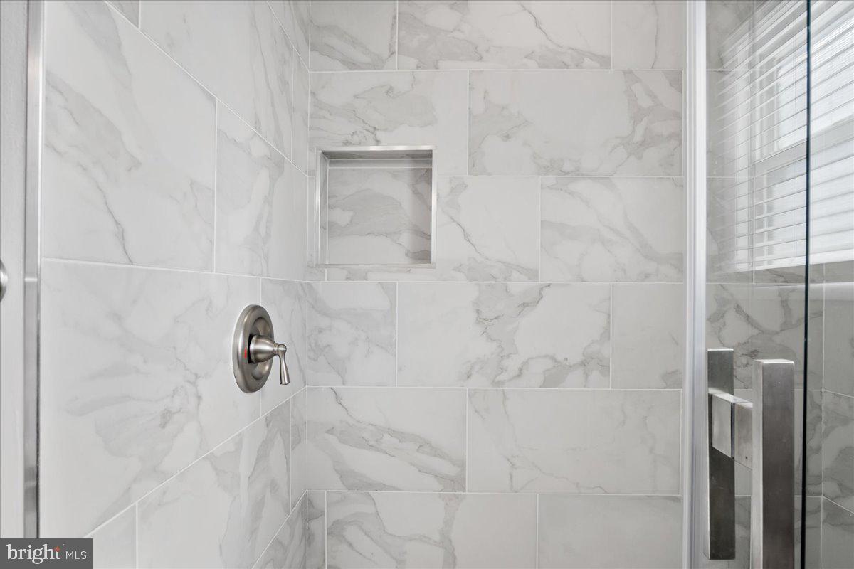 CHIPS MEADOW - Residential