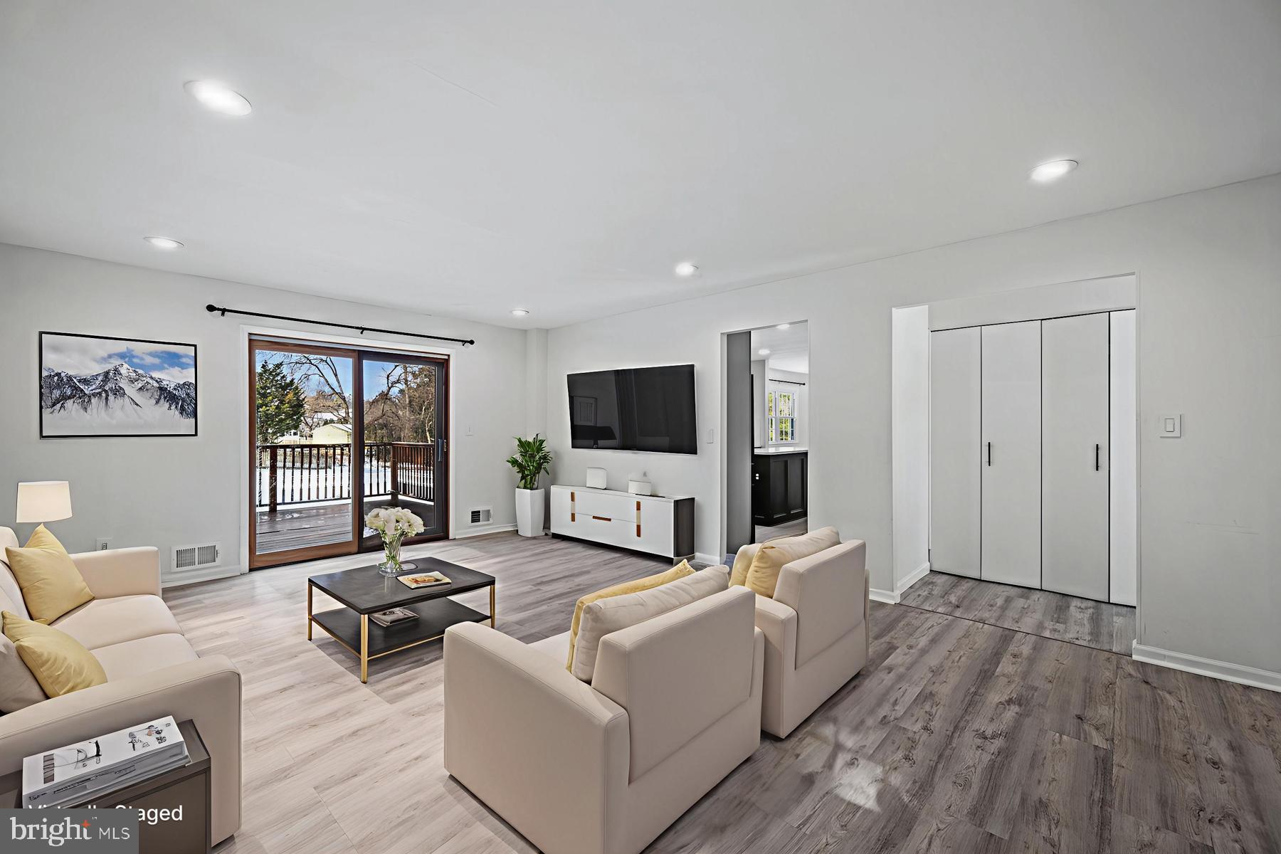 CHARTLEY EAST - Residential