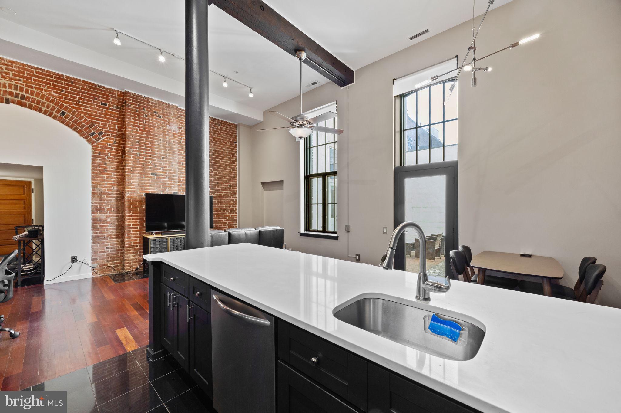 OLD CITY - Residential