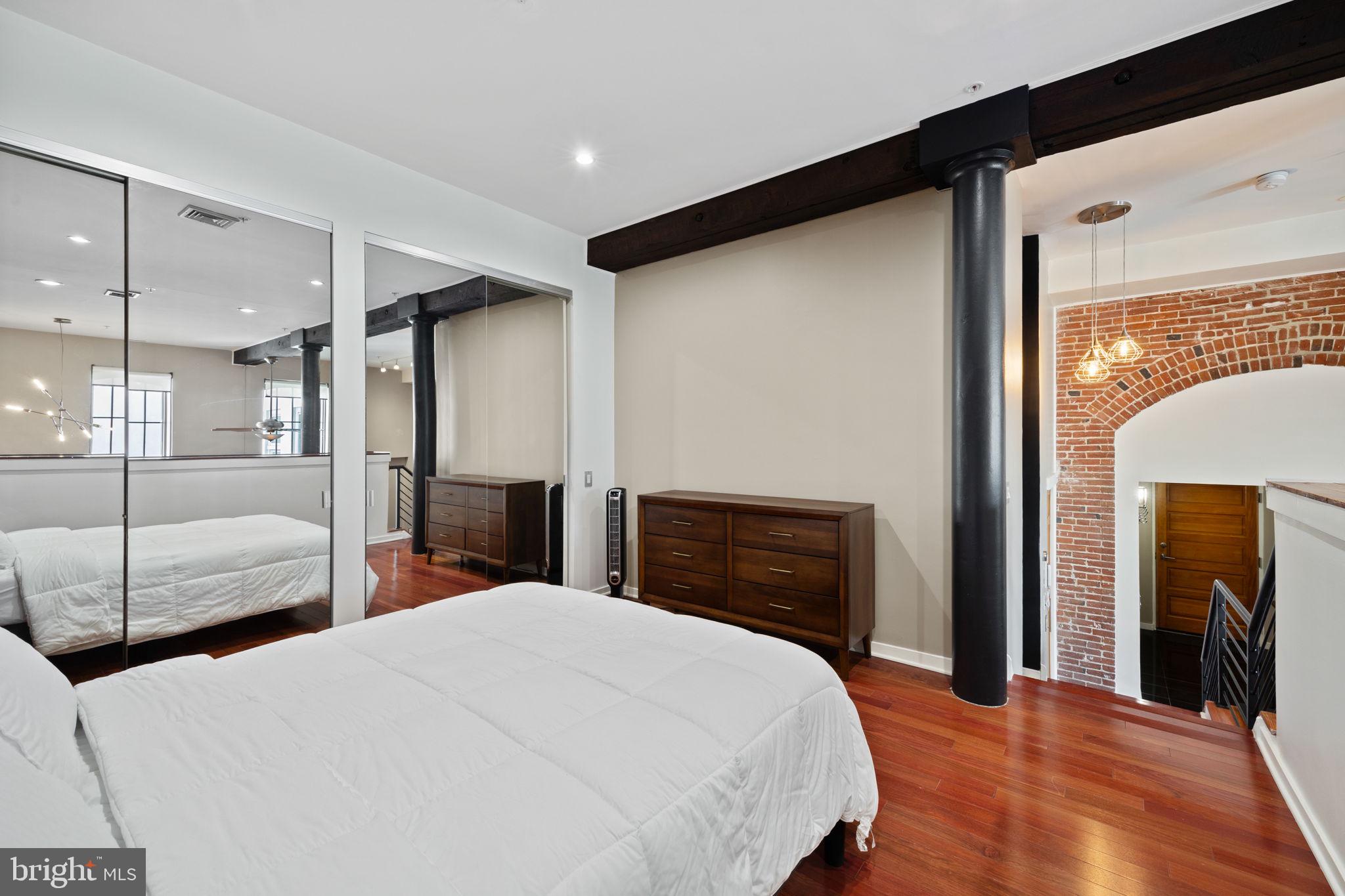 OLD CITY - Residential