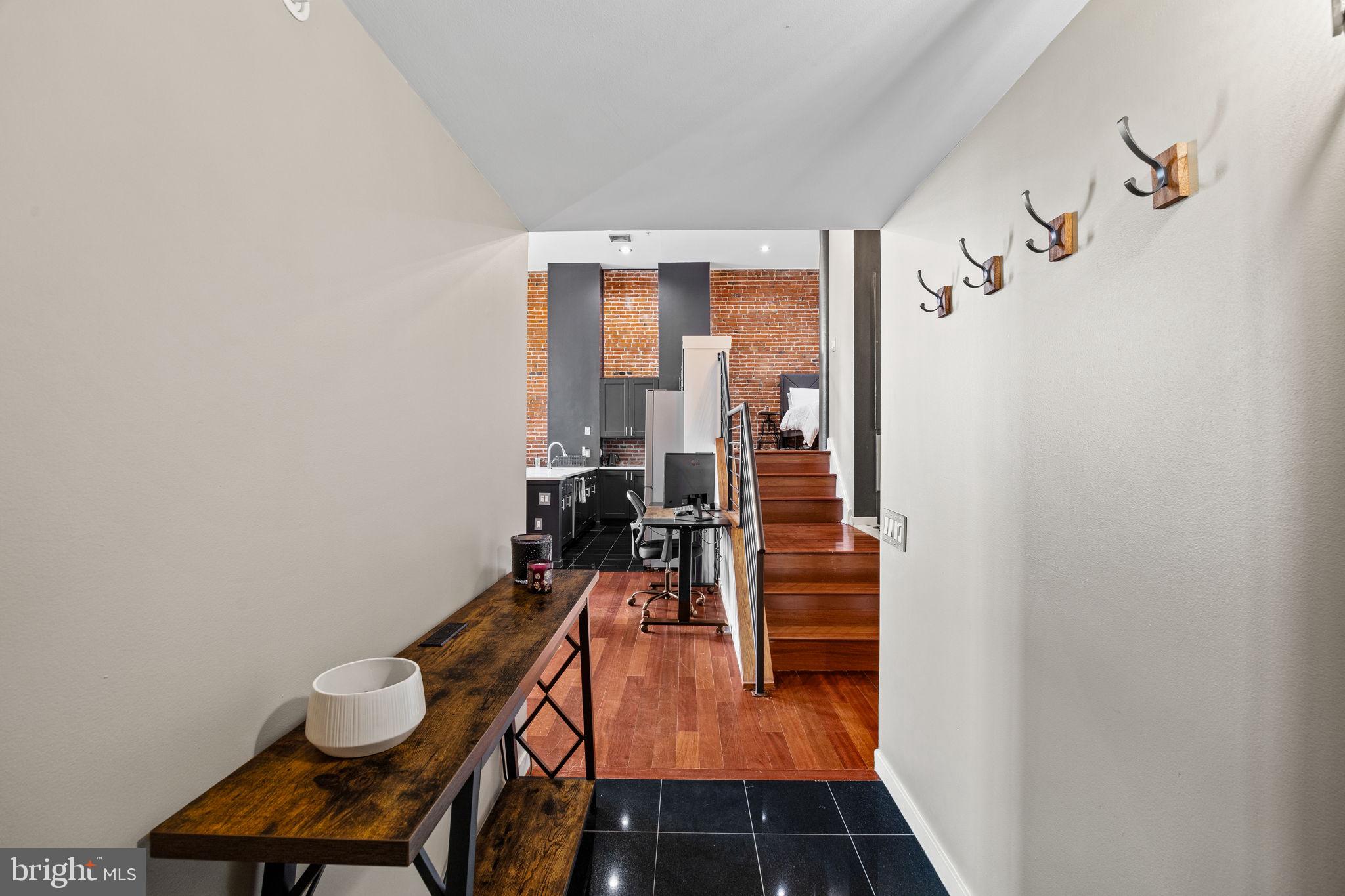 OLD CITY - Residential