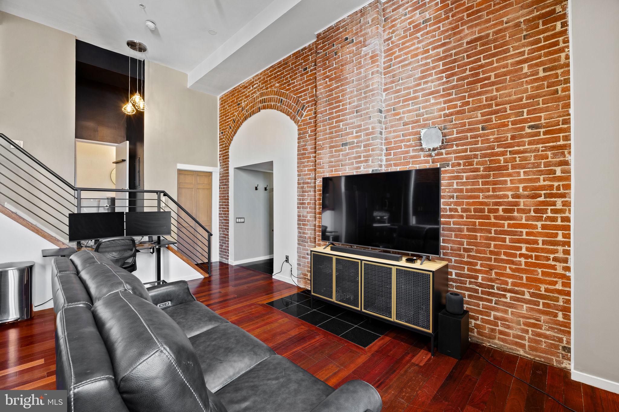 OLD CITY - Residential