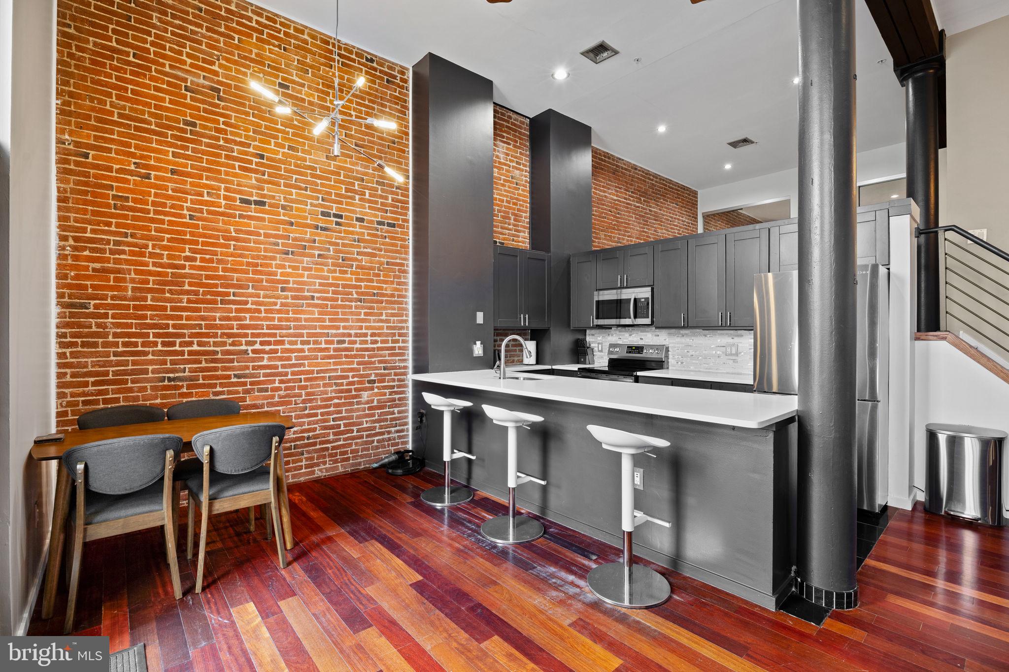 OLD CITY - Residential