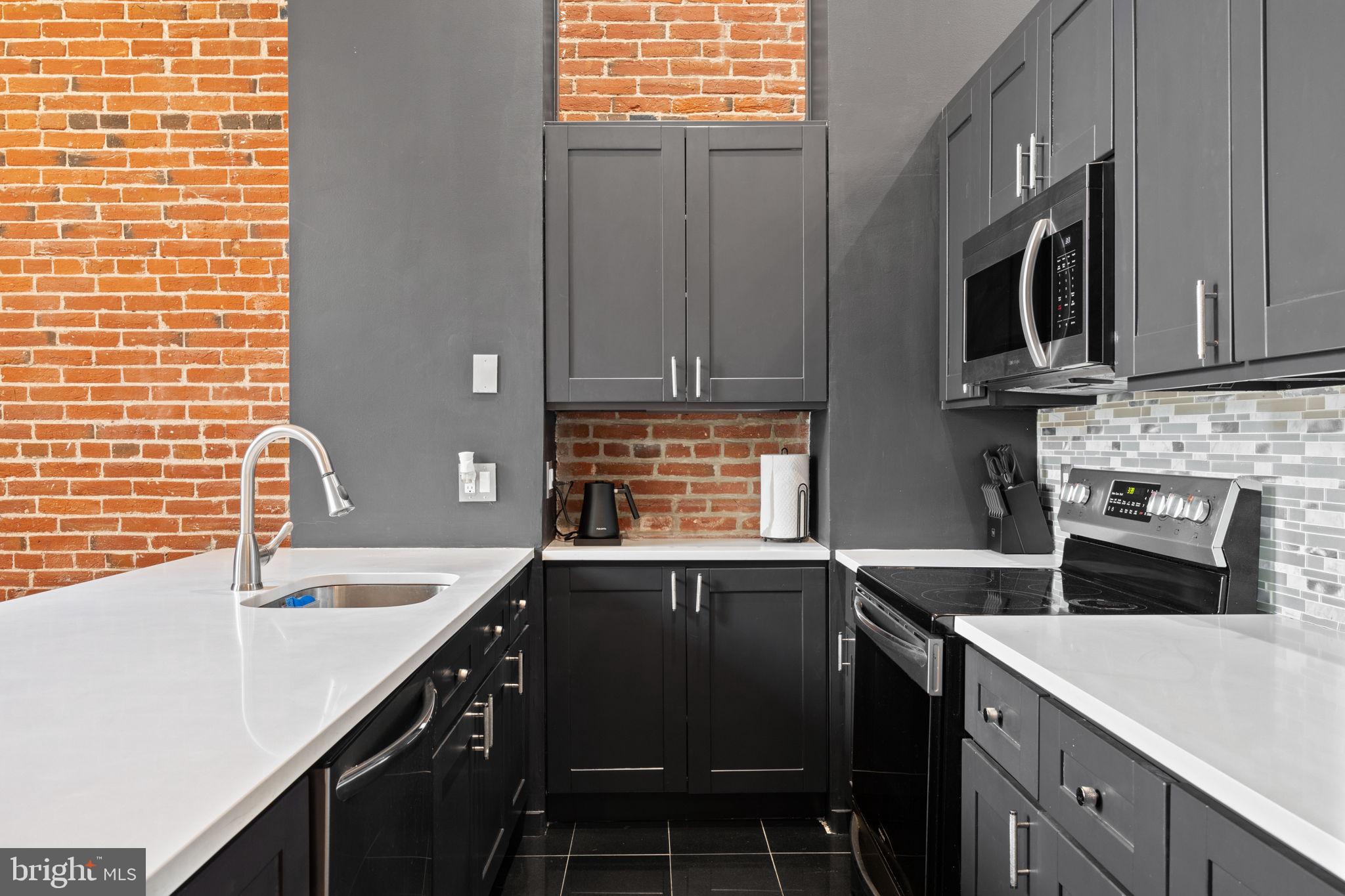 OLD CITY - Residential