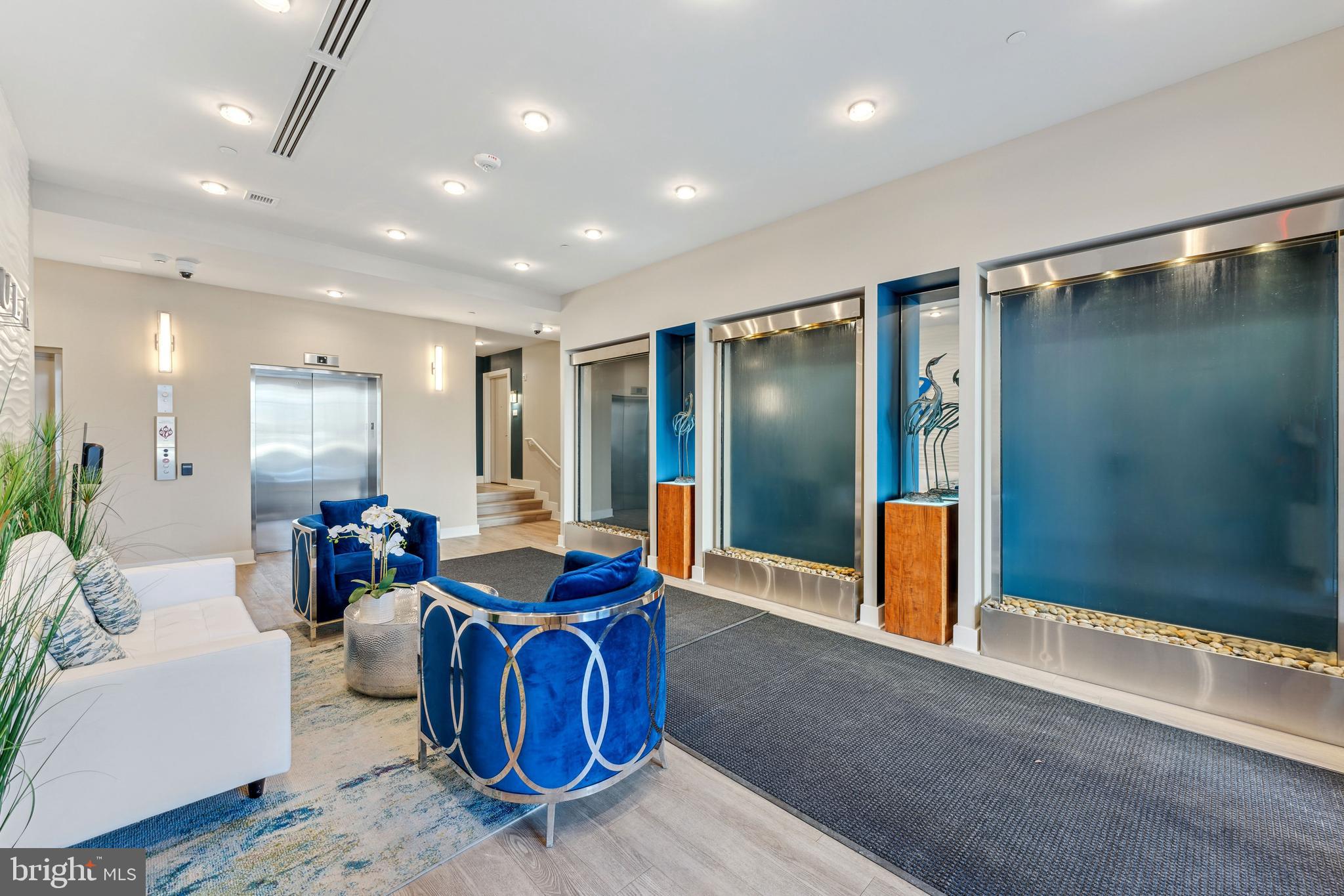 88 V STREET SW 203