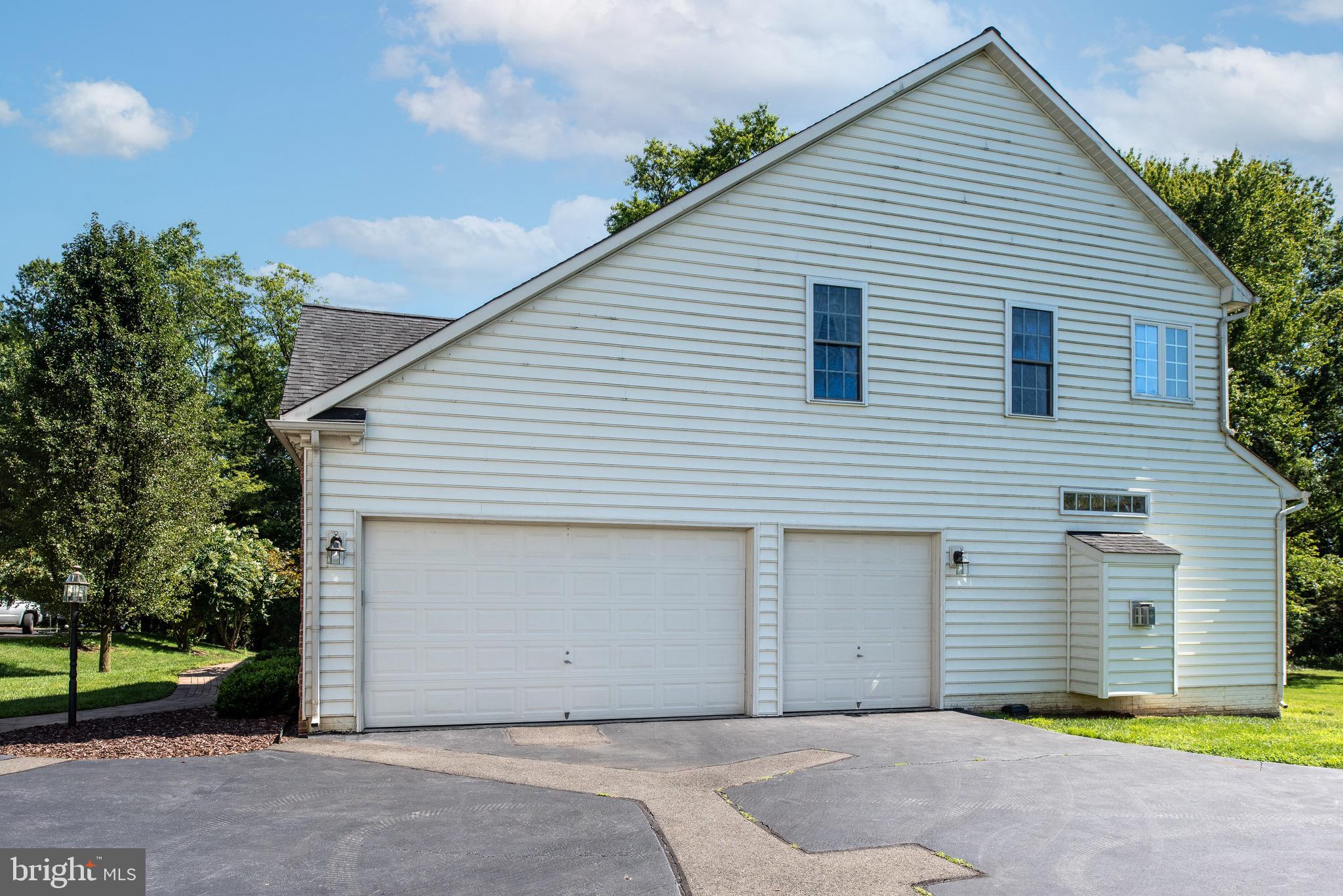 BROOKSIDE - Residential